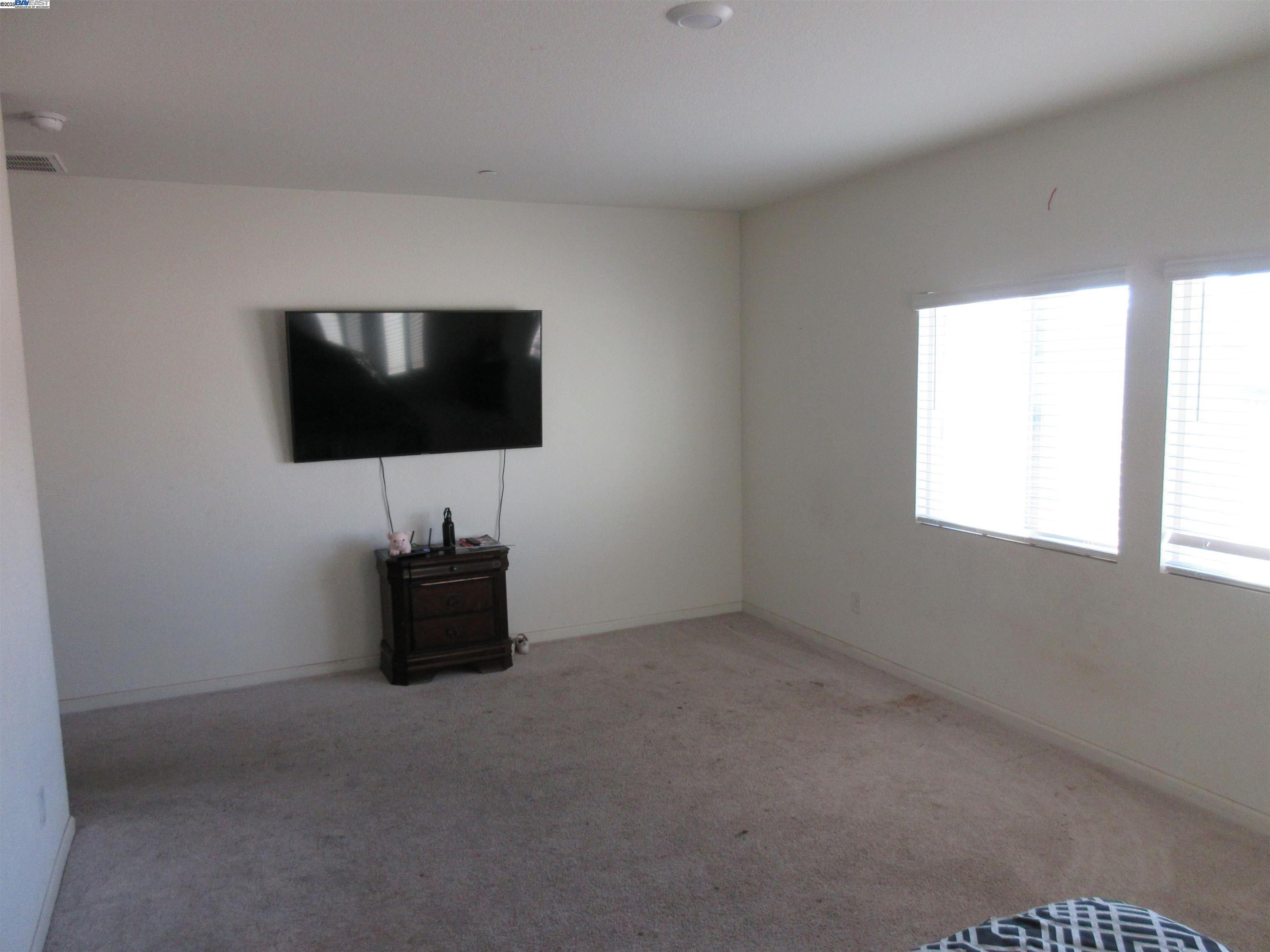 Detail Gallery Image 15 of 28 For 1573 Tannehill Dr, Manteca,  CA 95337 - 3 Beds | 2 Baths