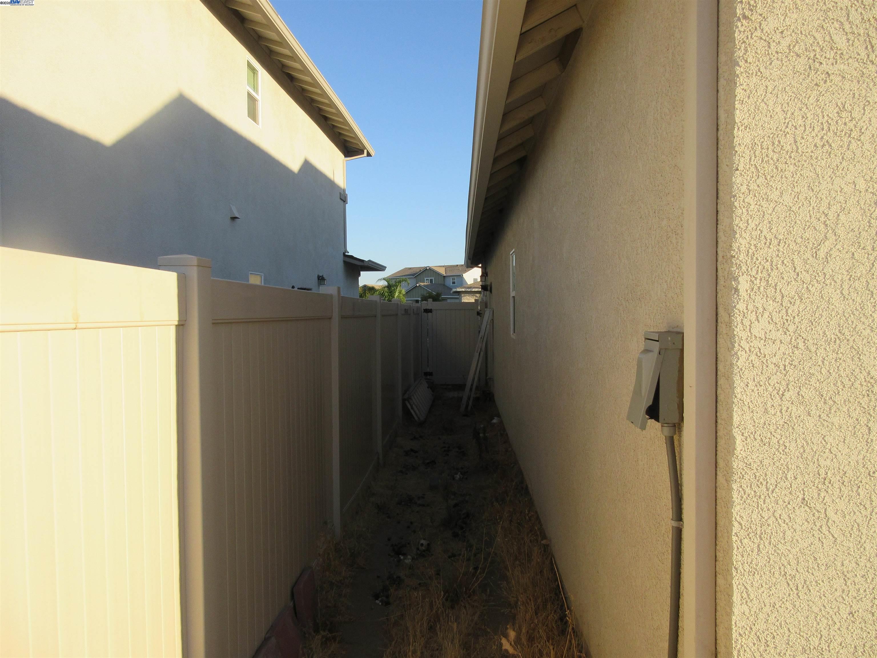 Detail Gallery Image 22 of 28 For 1573 Tannehill Dr, Manteca,  CA 95337 - 3 Beds | 2 Baths