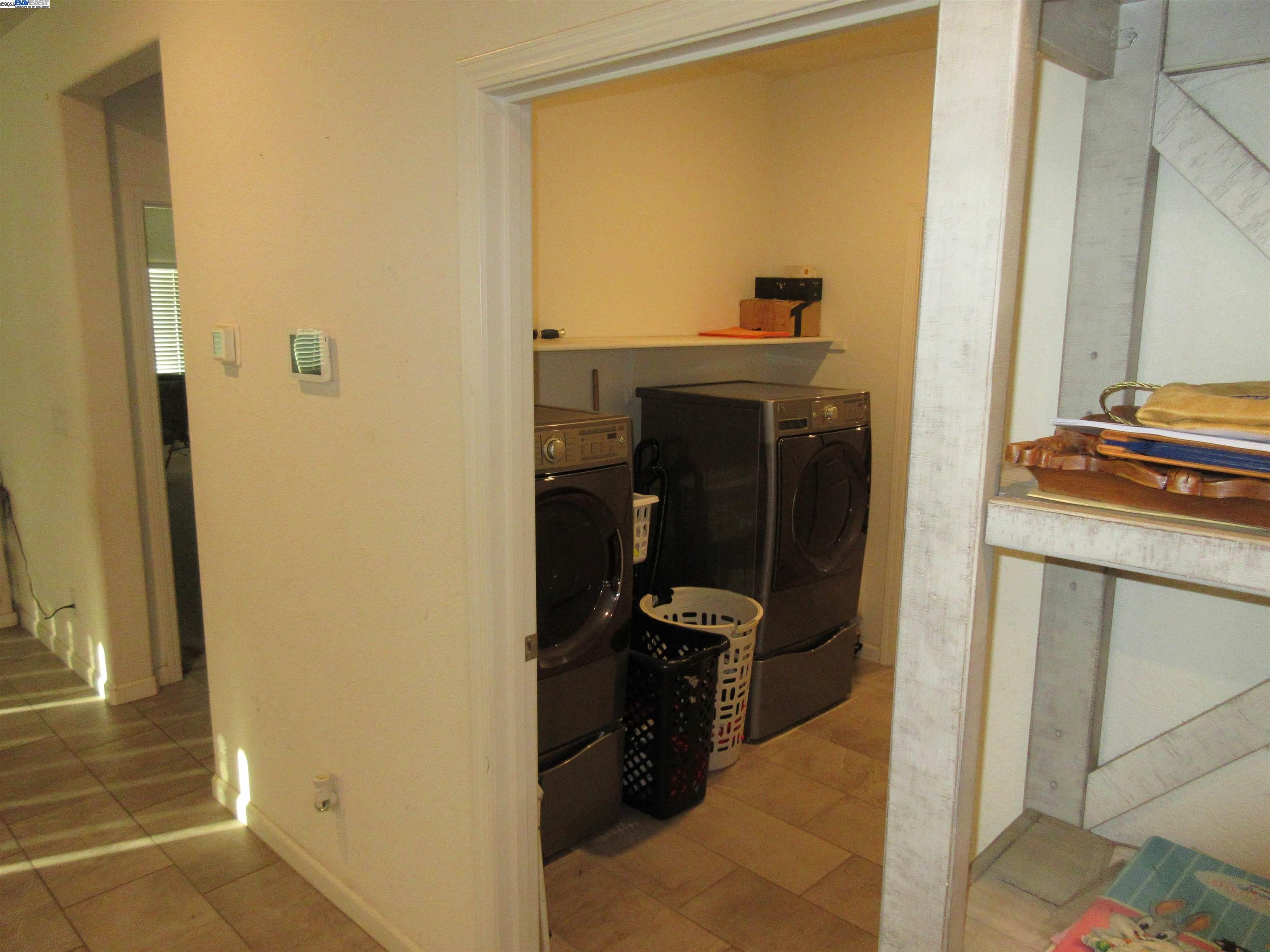 Detail Gallery Image 7 of 28 For 1573 Tannehill Dr, Manteca,  CA 95337 - 3 Beds | 2 Baths