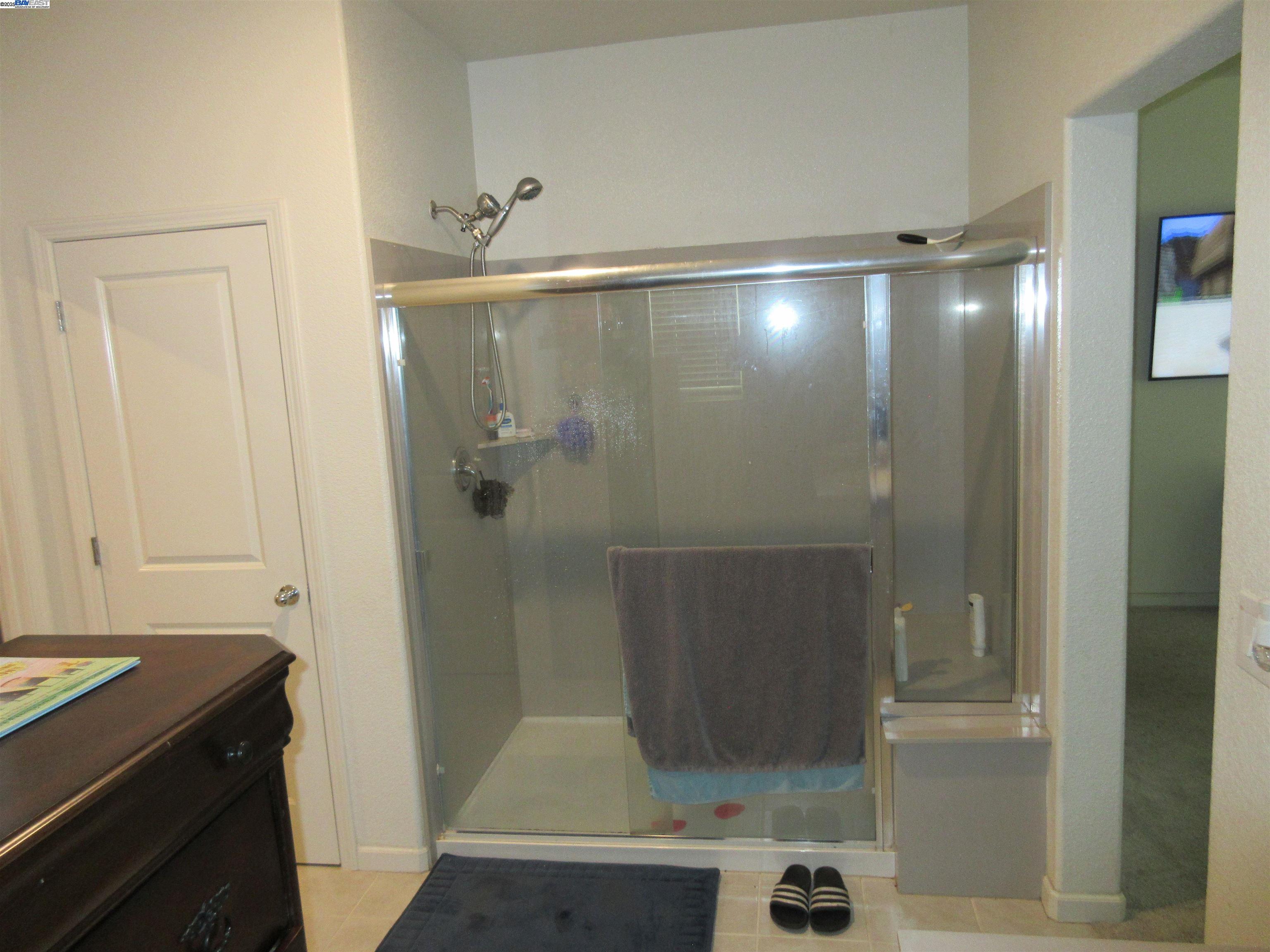 Detail Gallery Image 10 of 28 For 1573 Tannehill Dr, Manteca,  CA 95337 - 3 Beds | 2 Baths