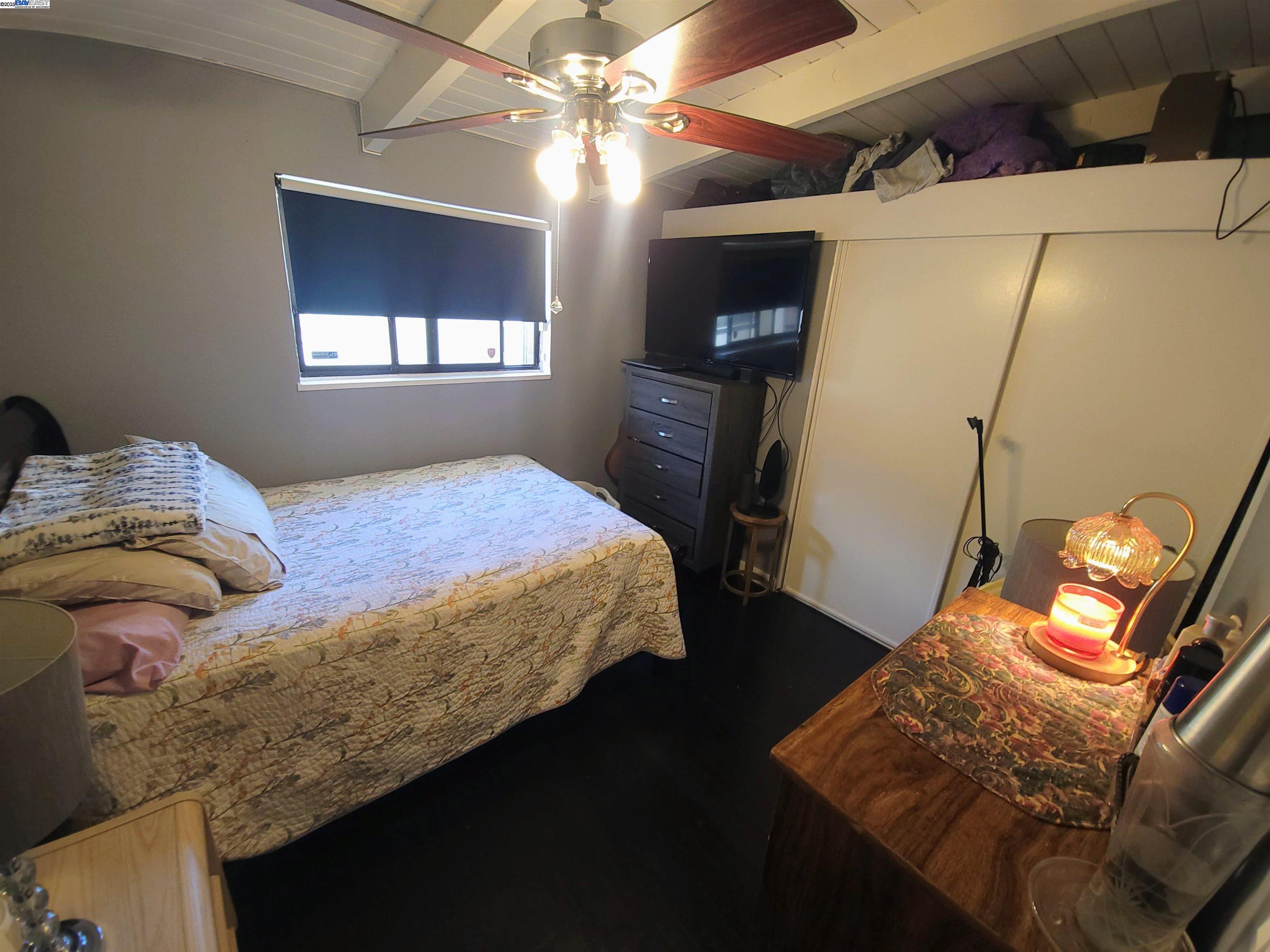 Detail Gallery Image 14 of 17 For 4441 Jana Vista Rd., El Sobrante,  CA 94803 - 3 Beds | 2 Baths