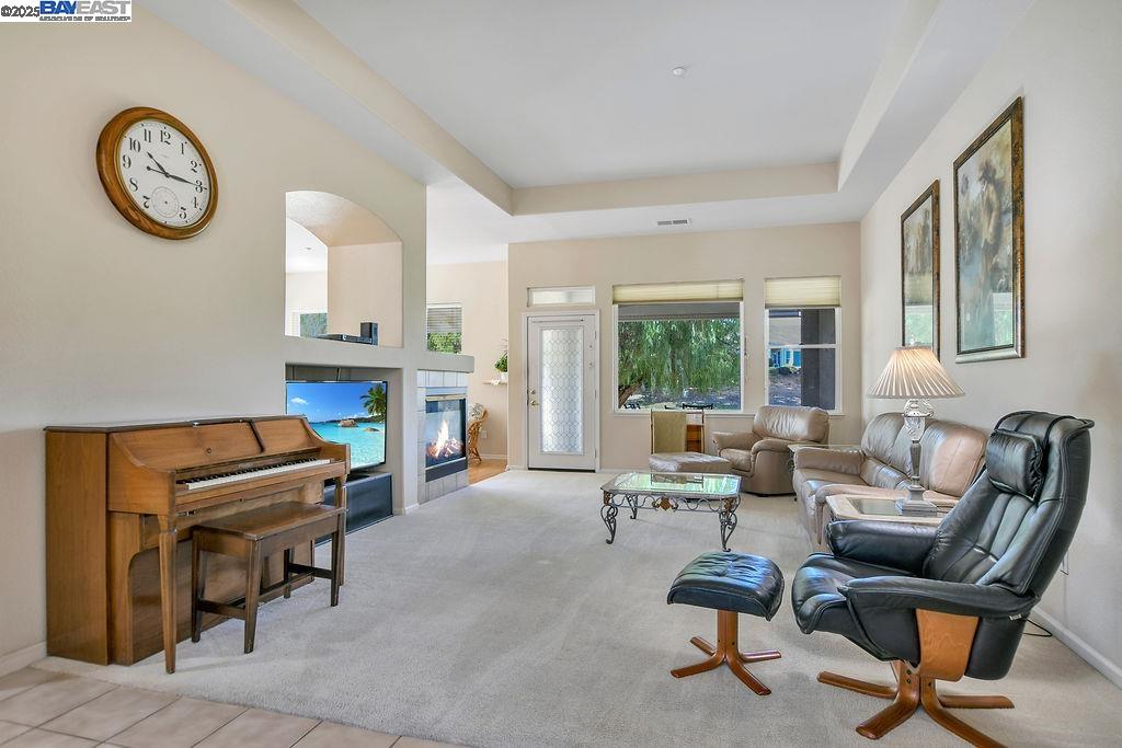 Detail Gallery Image 7 of 39 For 740 Richardson Dr, Brentwood,  CA 94513 - 3 Beds | 2/1 Baths