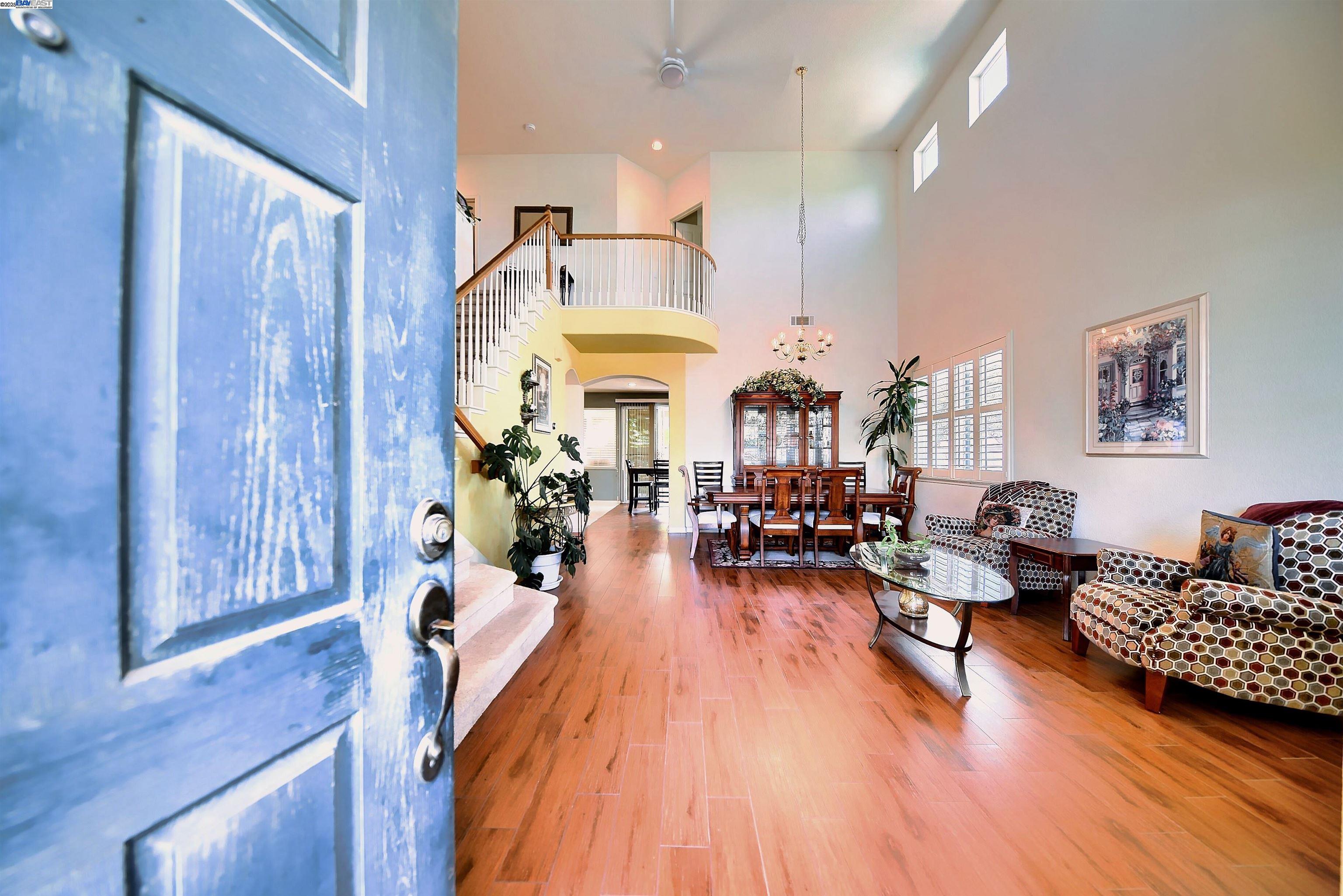Detail Gallery Image 8 of 34 For 2833 Clover Hill Ct, Tracy,  CA 95377 - 4 Beds | 2/1 Baths