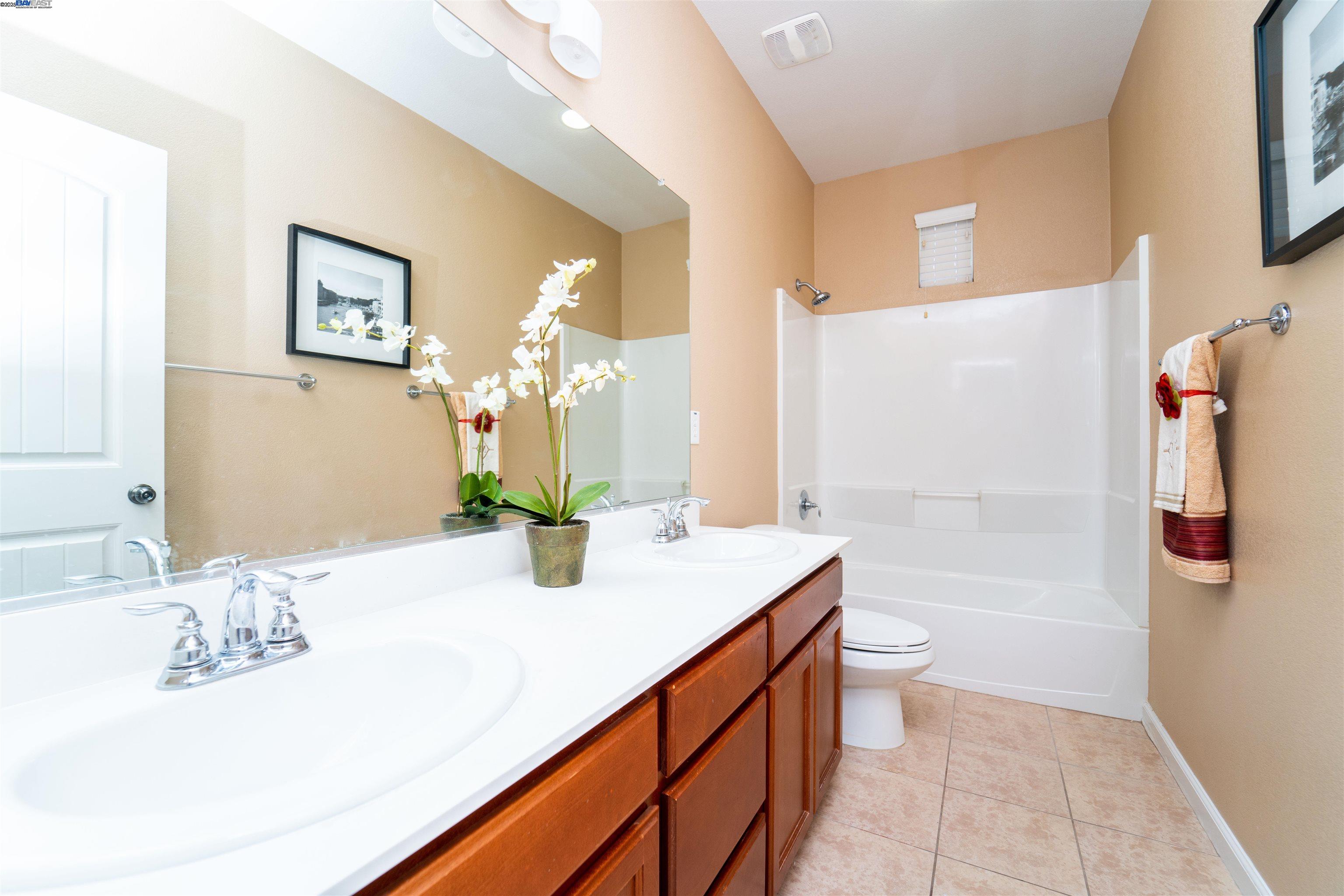 Detail Gallery Image 25 of 32 For 2324 Blue Ridge Ave,, Brentwood,  CA 94513 - 4 Beds | 3/1 Baths