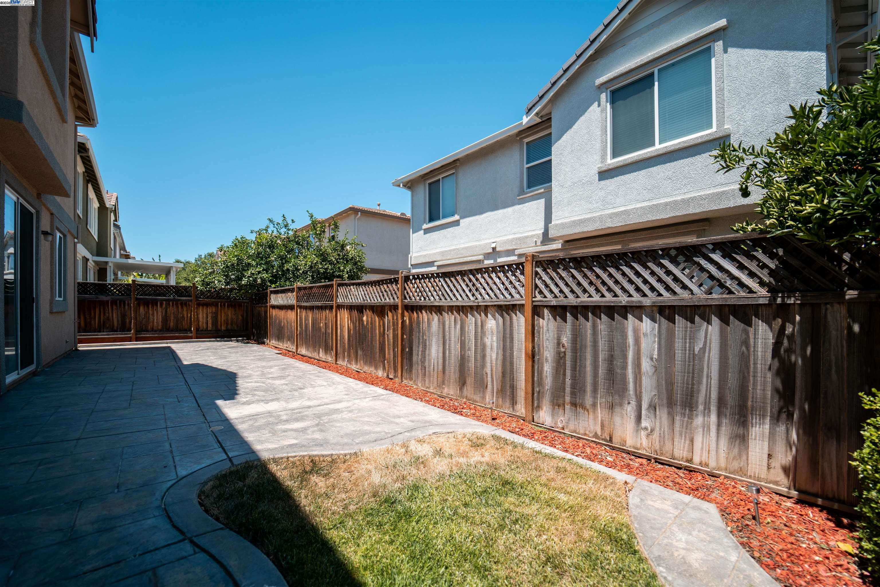 Detail Gallery Image 32 of 32 For 2324 Blue Ridge Ave,, Brentwood,  CA 94513 - 4 Beds | 3/1 Baths