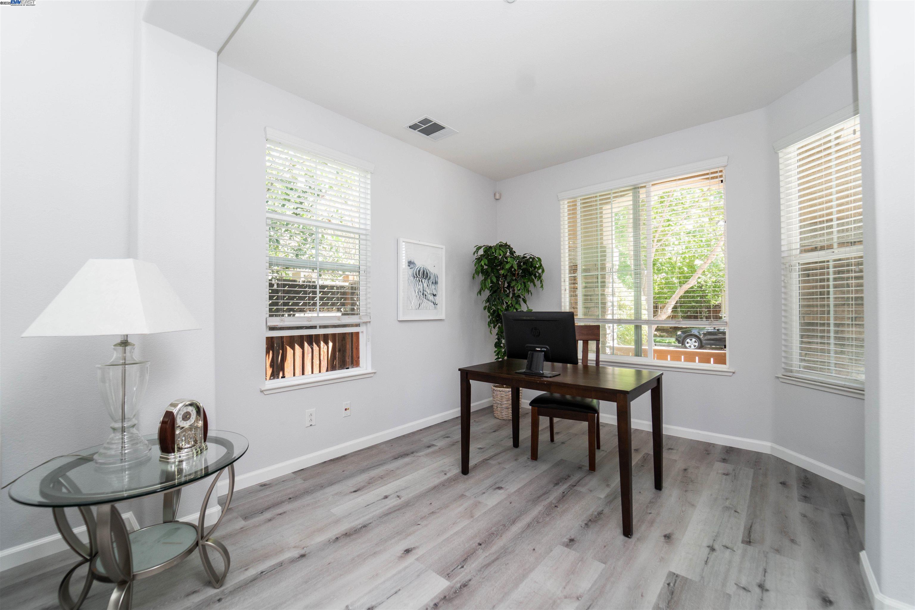 Detail Gallery Image 5 of 32 For 2324 Blue Ridge Ave,, Brentwood,  CA 94513 - 4 Beds | 3/1 Baths