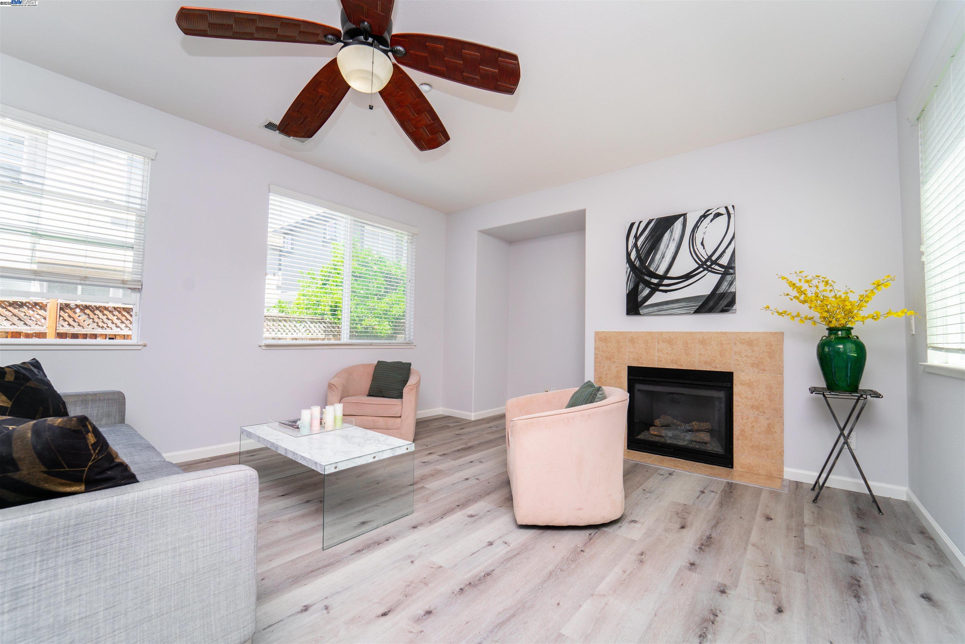 Detail Gallery Image 9 of 32 For 2324 Blue Ridge Ave,, Brentwood,  CA 94513 - 4 Beds | 3/1 Baths