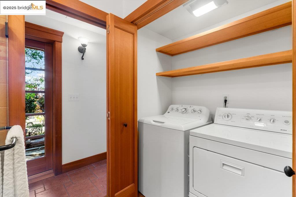 Detail Gallery Image 38 of 53 For 1125 Keith Avenue, Berkeley,  CA 94708 - 3 Beds | 2/1 Baths