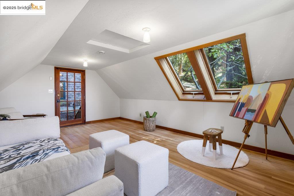 Detail Gallery Image 43 of 53 For 1125 Keith Avenue, Berkeley,  CA 94708 - 3 Beds | 2/1 Baths