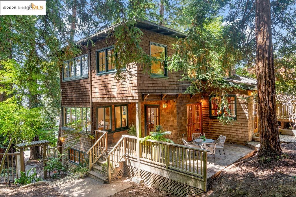 Detail Gallery Image 48 of 53 For 1125 Keith Avenue, Berkeley,  CA 94708 - 3 Beds | 2/1 Baths