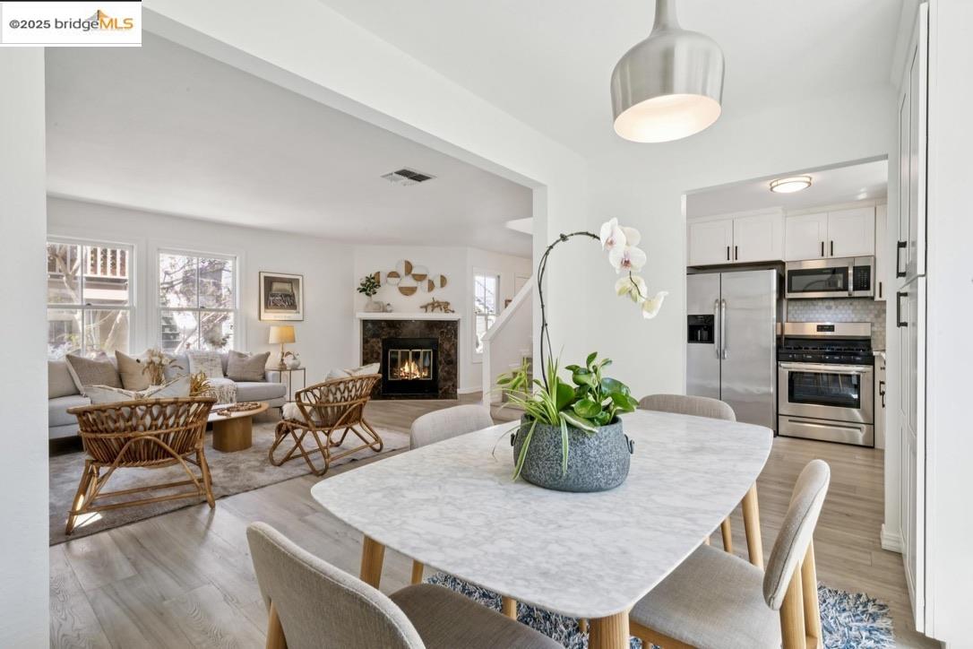Detail Gallery Image 18 of 52 For 800 Delaware St #1428,  Berkeley,  CA 94710 - 2 Beds | 1/1 Baths