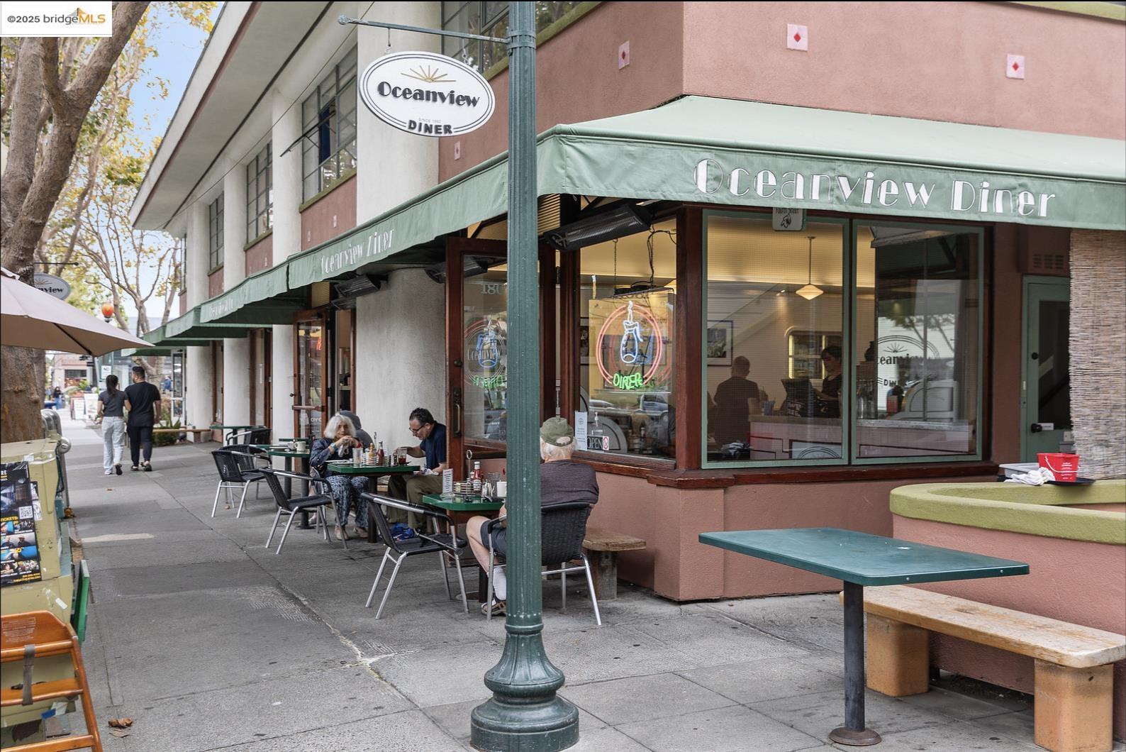 Detail Gallery Image 42 of 52 For 800 Delaware St #1428,  Berkeley,  CA 94710 - 2 Beds | 1/1 Baths