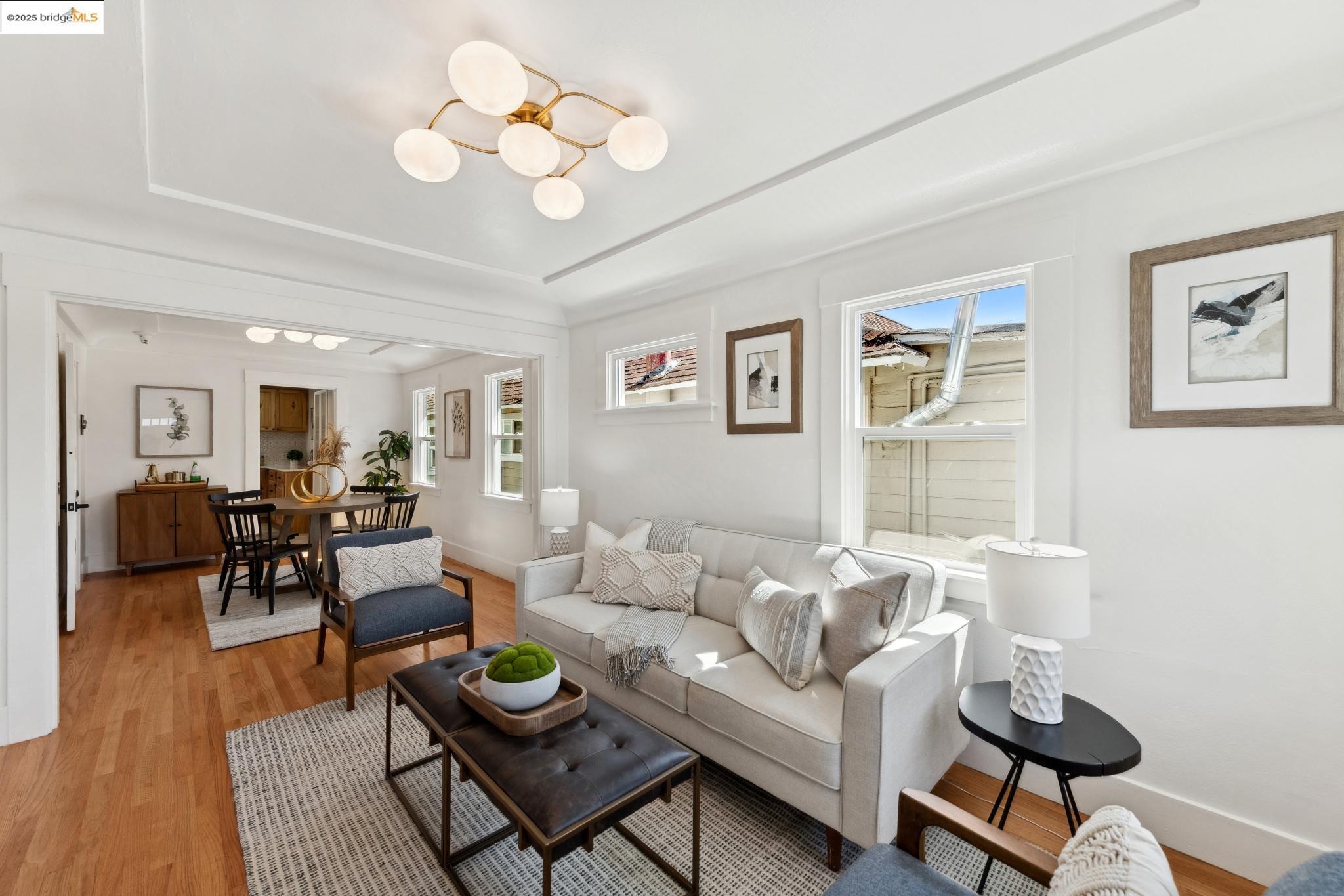 Detail Gallery Image 4 of 32 For 3226 Star Avenue, Oakland,  CA 94619 - 2 Beds | 1 Baths