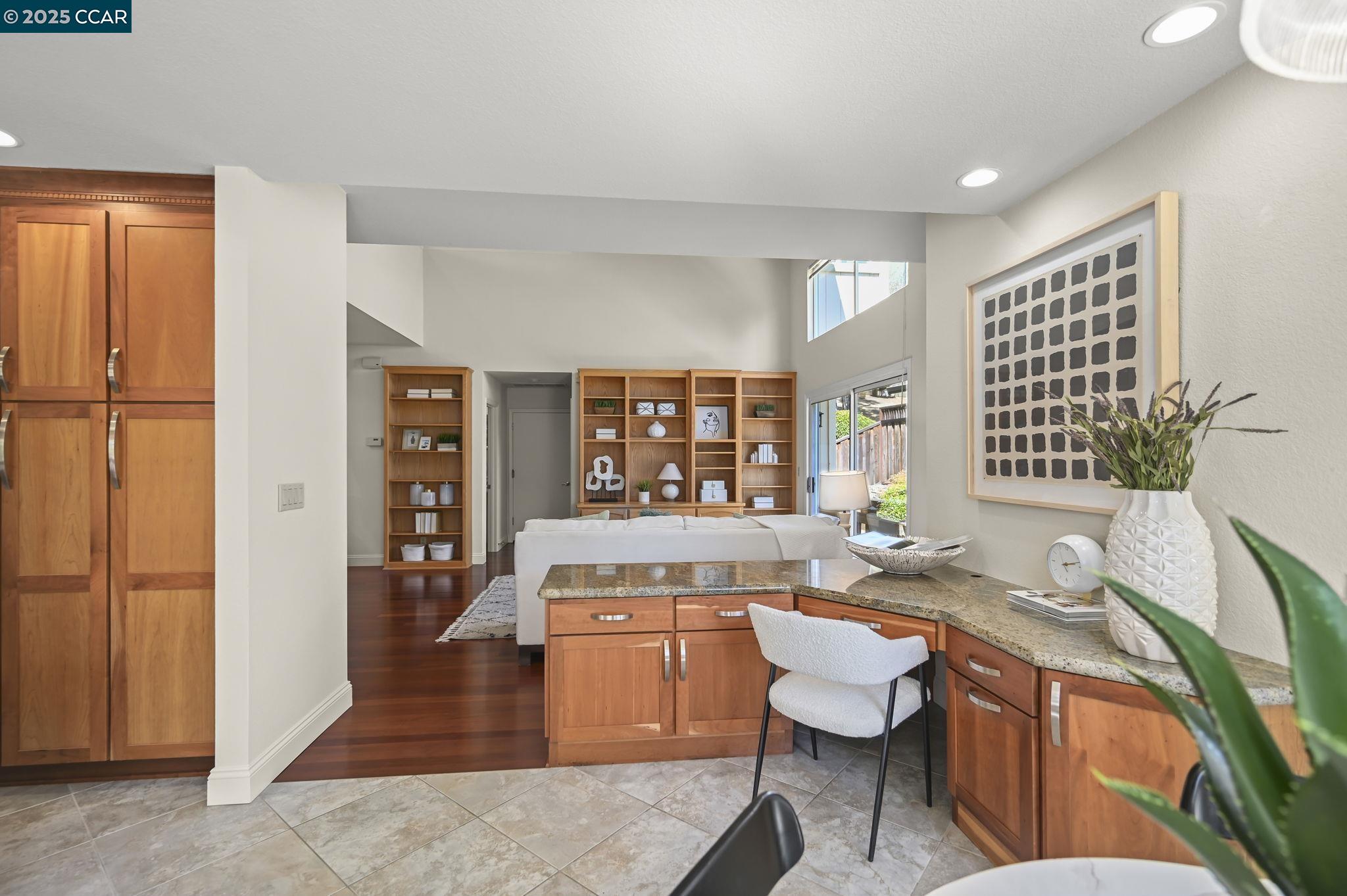 Detail Gallery Image 15 of 42 For 1020 Canyon Hills Road, San Ramon,  CA 94582 - 4 Beds | 2/1 Baths