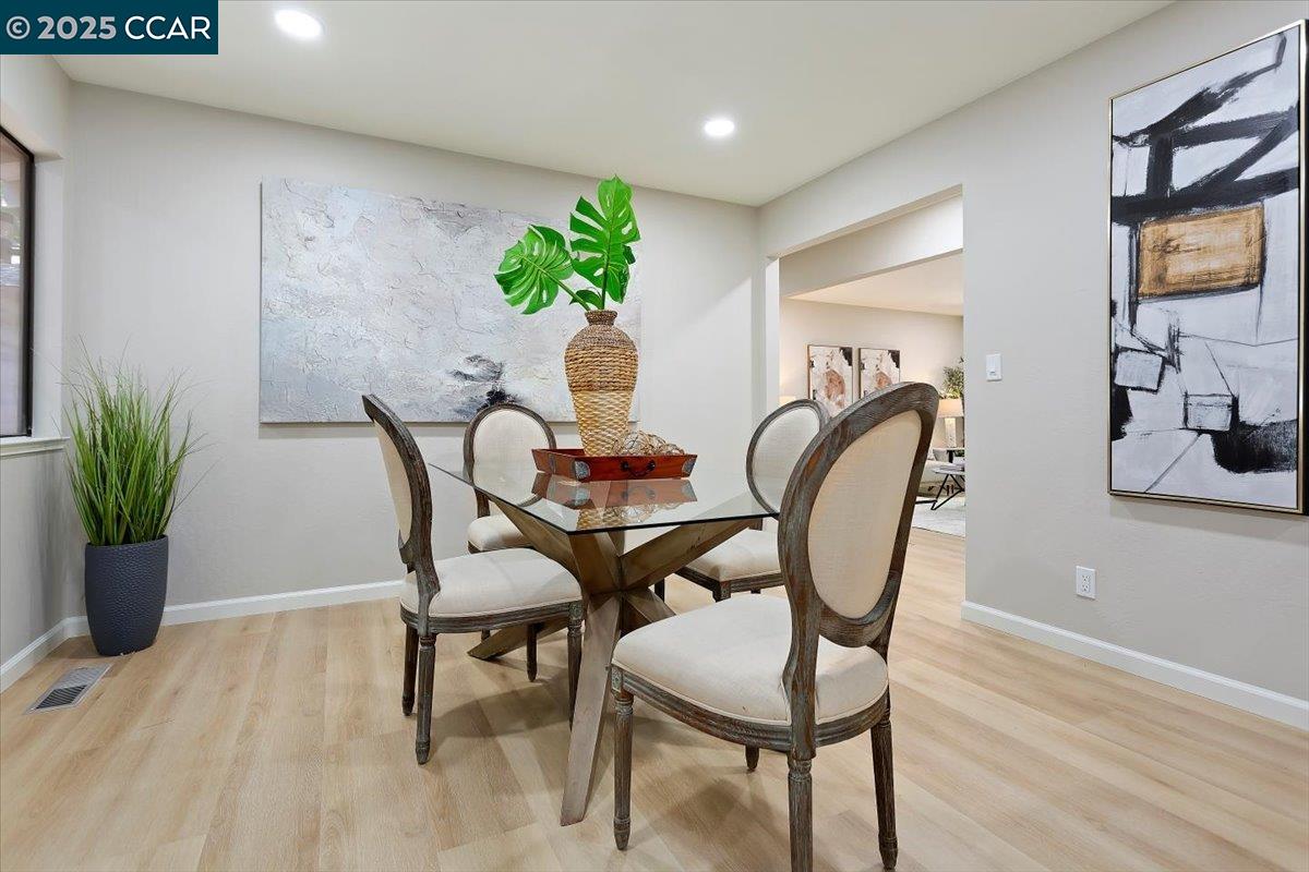 Detail Gallery Image 12 of 41 For 1167 Kaski Ln, Concord,  CA 94518 - 4 Beds | 3 Baths