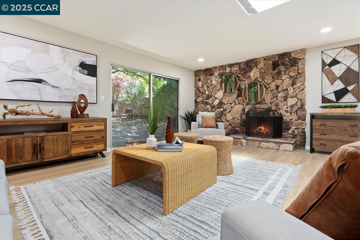 Detail Gallery Image 20 of 41 For 1167 Kaski Ln, Concord,  CA 94518 - 4 Beds | 3 Baths