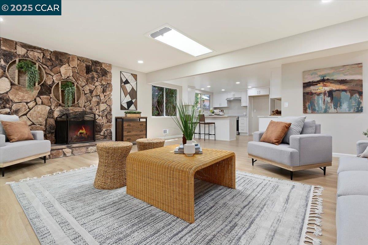 Detail Gallery Image 22 of 41 For 1167 Kaski Ln, Concord,  CA 94518 - 4 Beds | 3 Baths