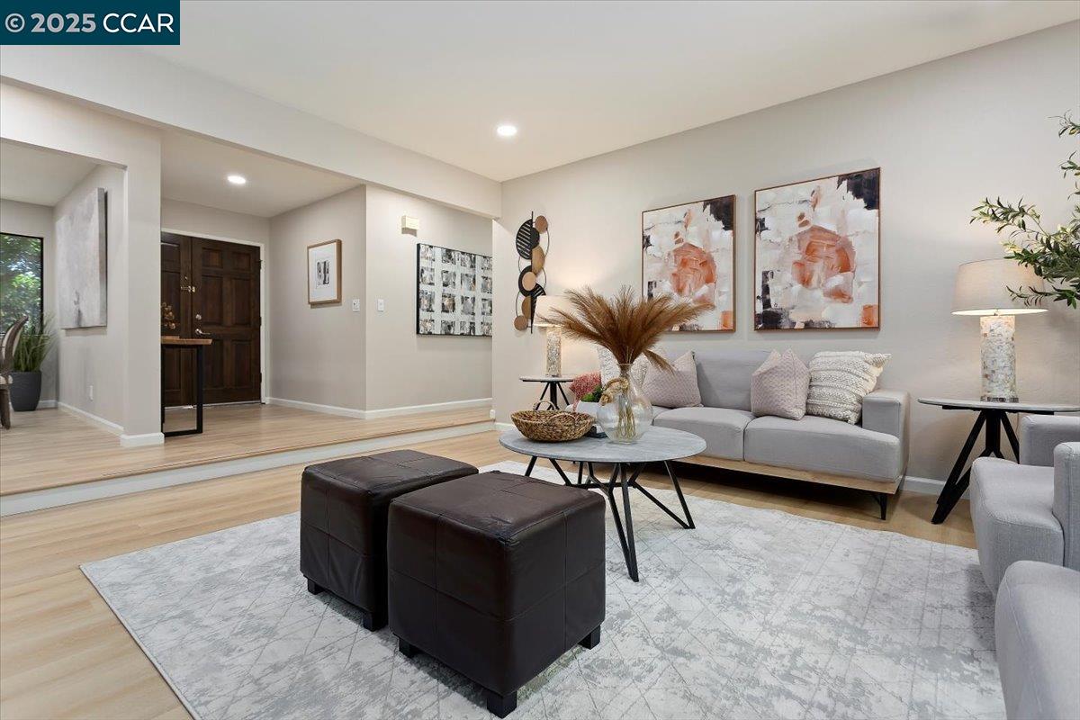 Detail Gallery Image 8 of 41 For 1167 Kaski Ln, Concord,  CA 94518 - 4 Beds | 3 Baths