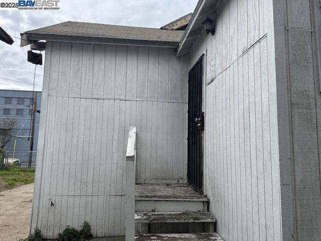 Detail Gallery Image 2 of 14 For 1024 50th Ave, Oakland,  CA 94601 - 2 Beds | 1 Baths