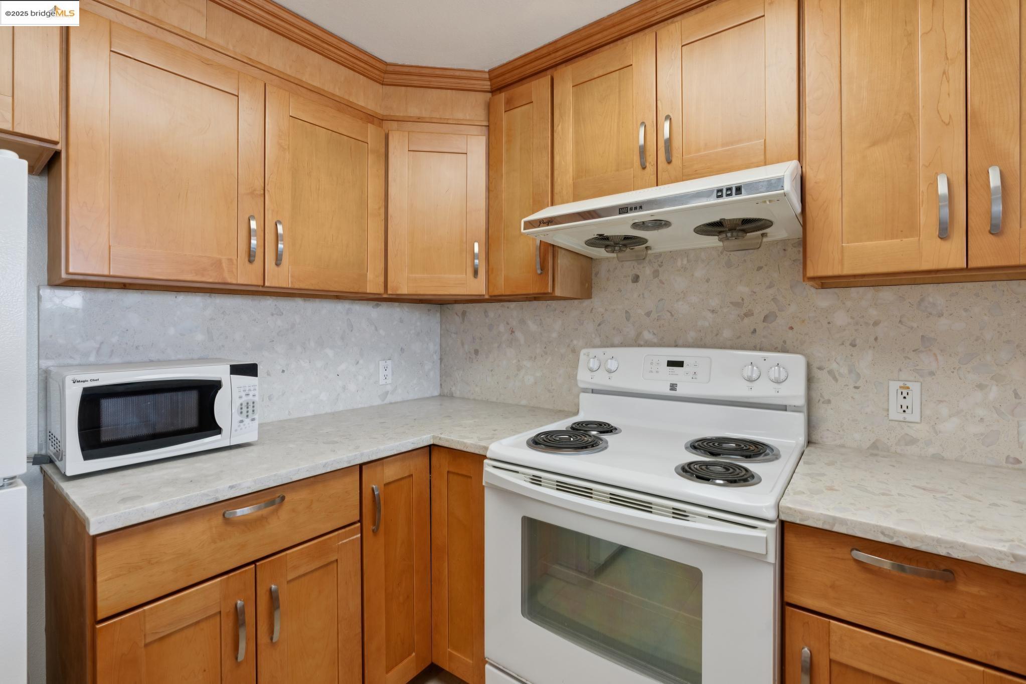 Photo #14: 41110893 Listing: Photo #14
