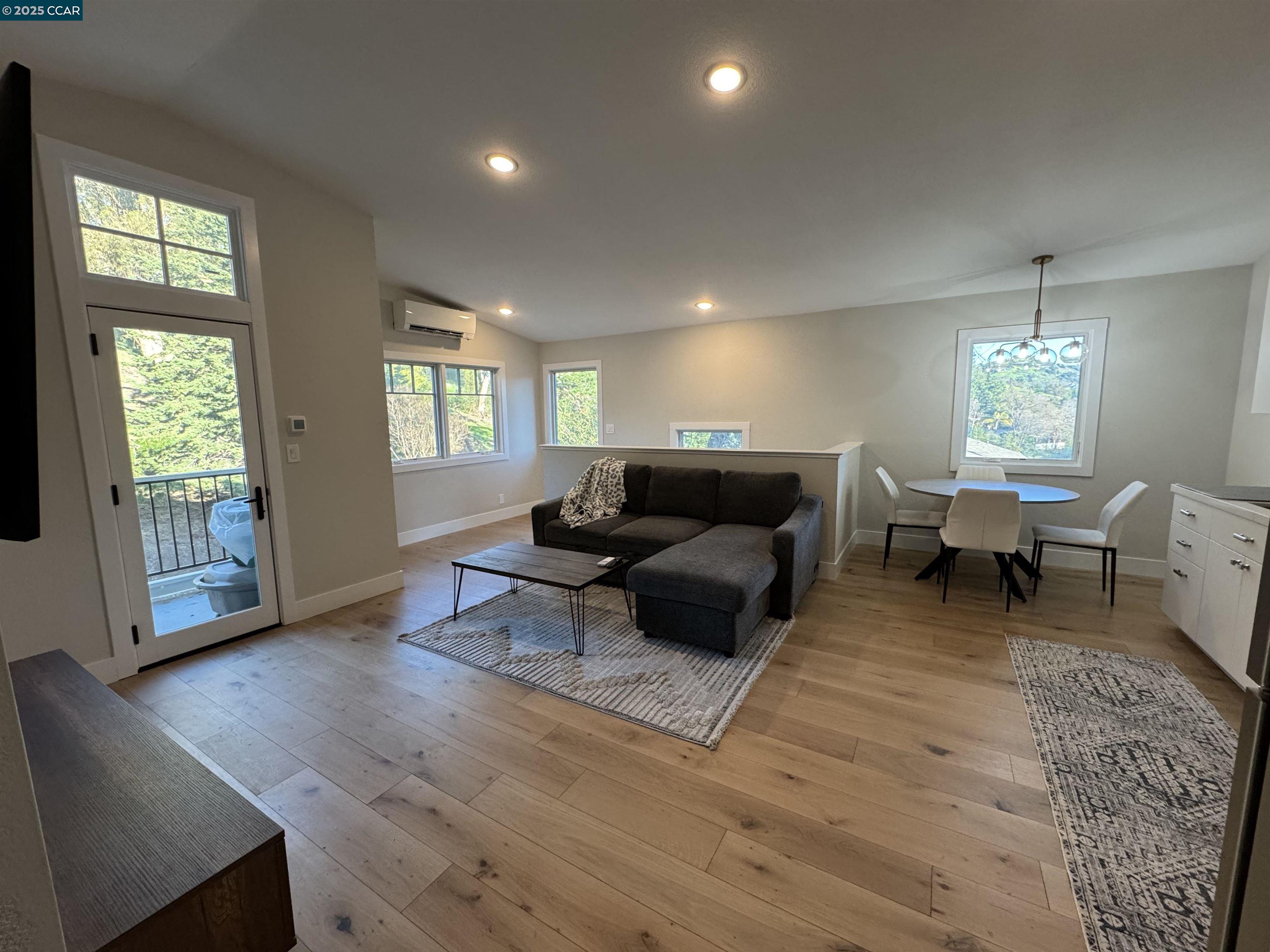 Detail Gallery Image 19 of 26 For Montecillo Dr, Walnut Creek,  CA 94595 - 1 Beds | 1 Baths