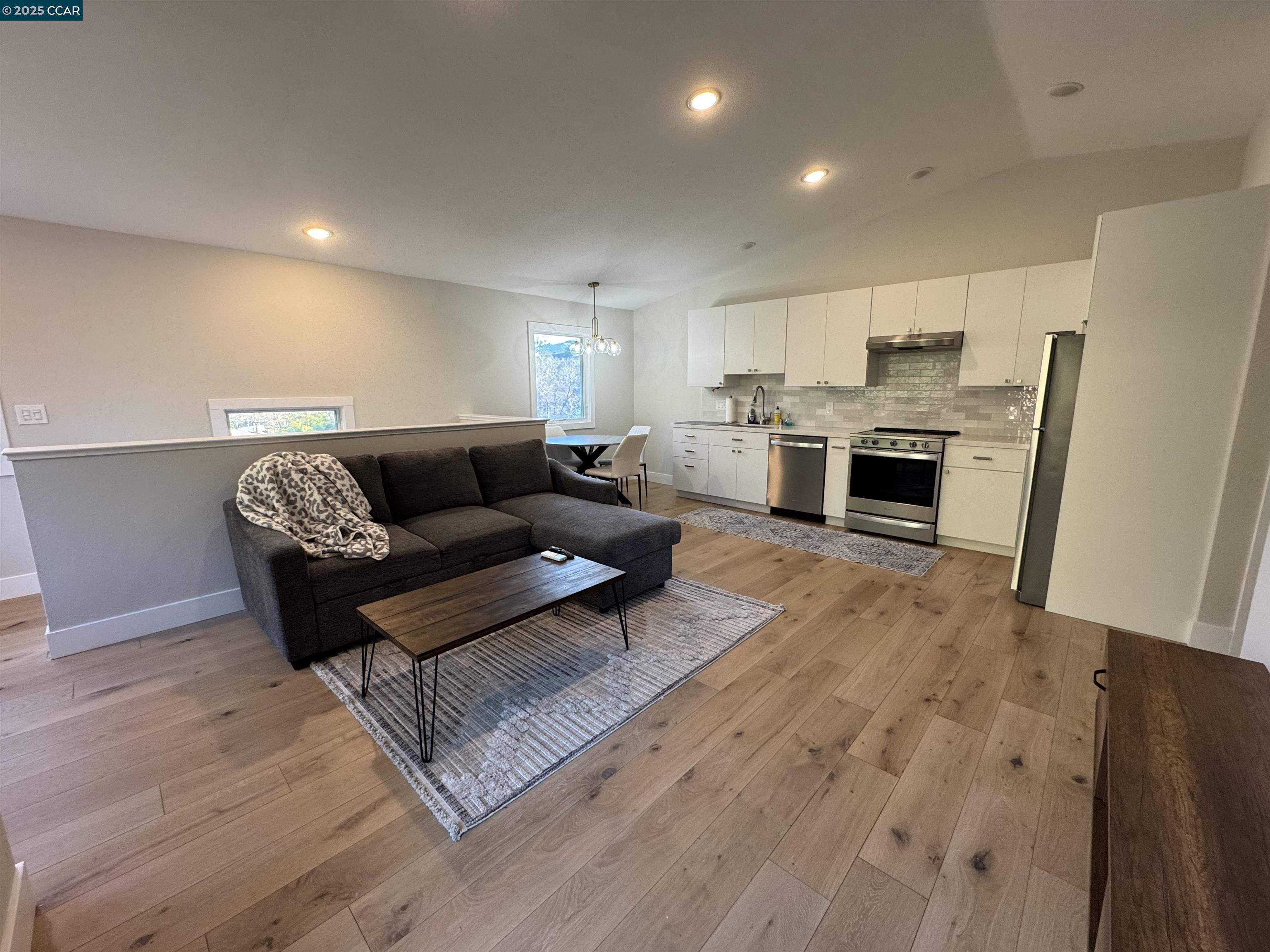 Detail Gallery Image 23 of 26 For Montecillo Dr, Walnut Creek,  CA 94595 - 1 Beds | 1 Baths