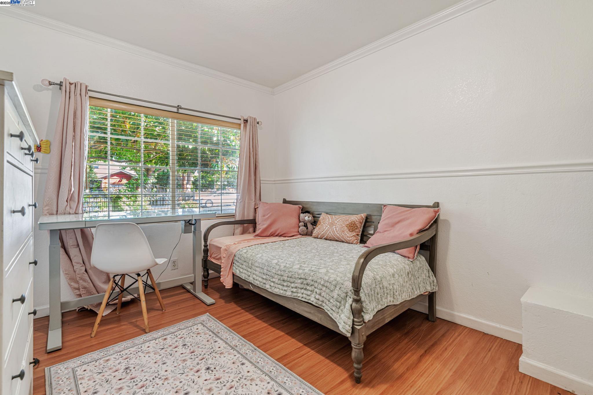 Detail Gallery Image 19 of 27 For 1127 Madera Ave, Menlo Park,  CA 94025 - 3 Beds | 2 Baths