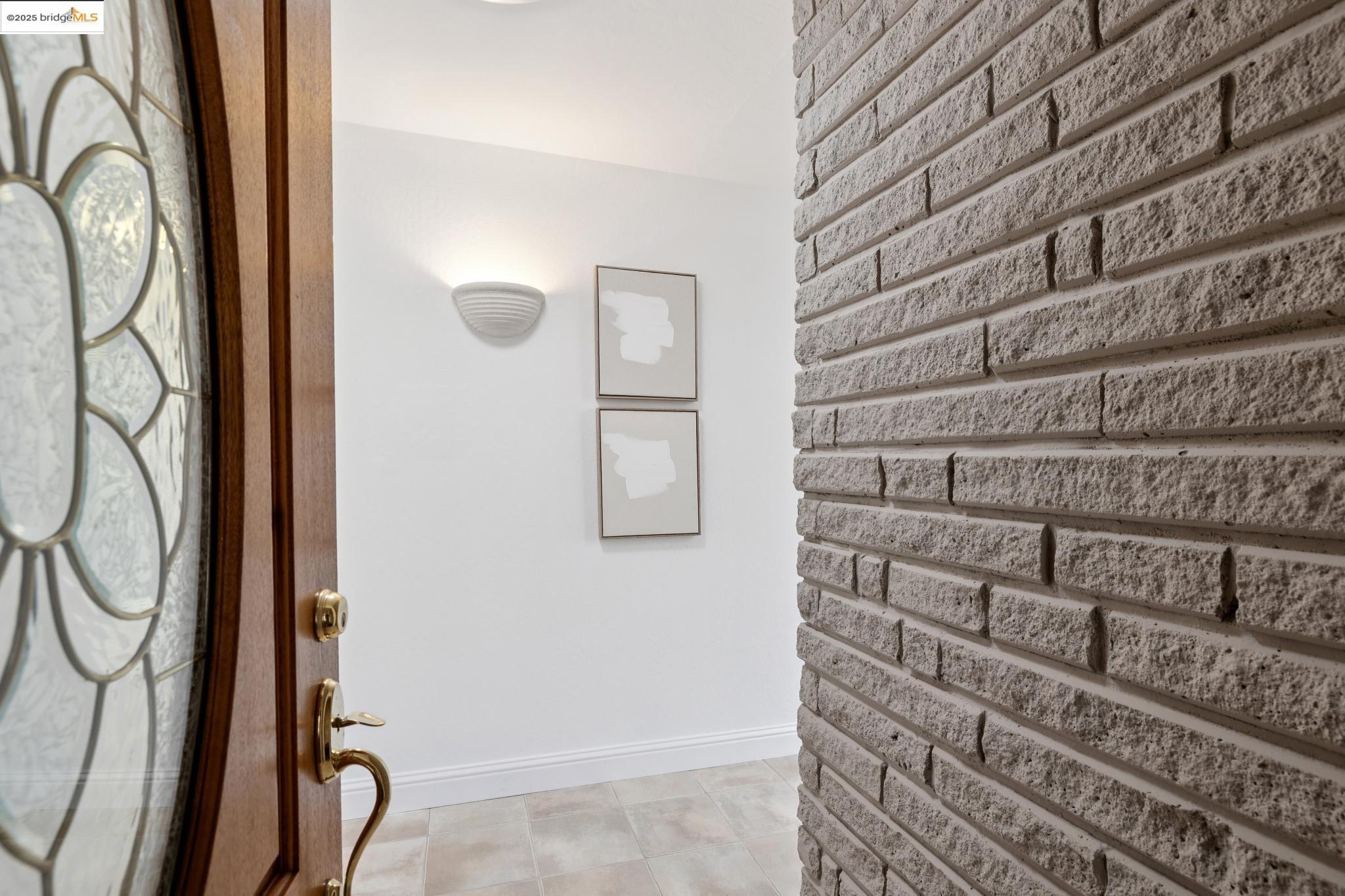 Photo #5: 41110898 Listing 