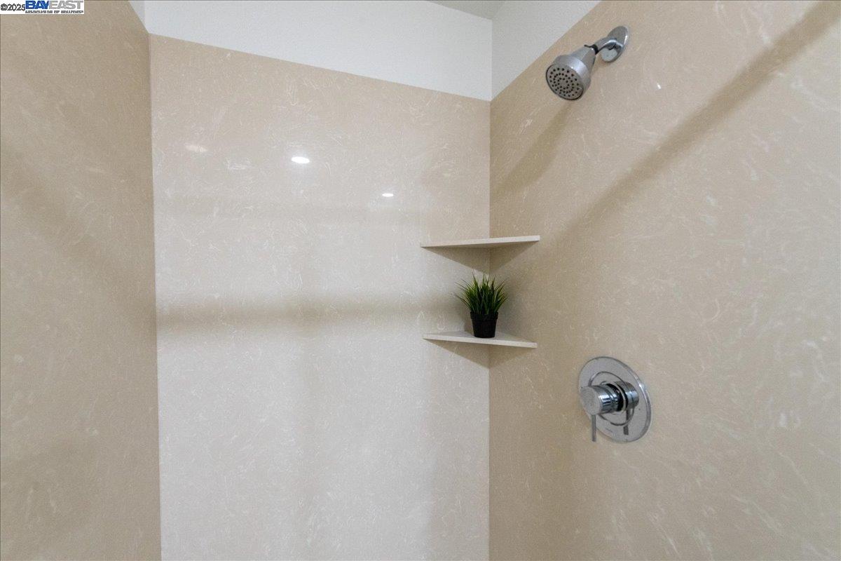 Photo #10: 41110900 Listing: Photo #10