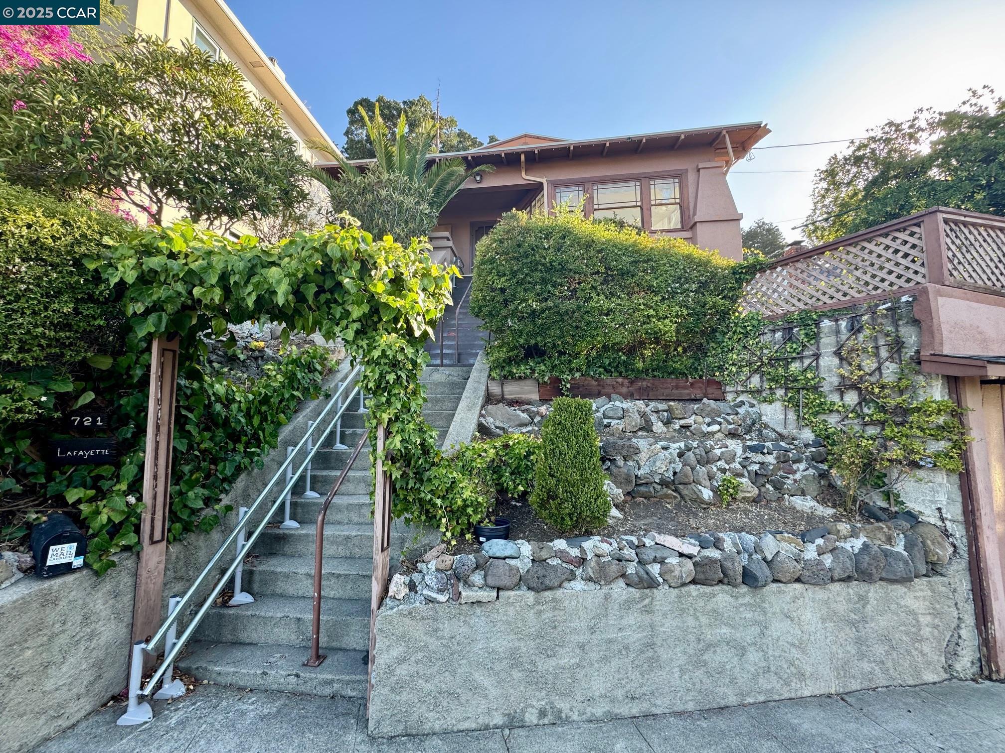 Detail Gallery Image 25 of 25 For 721 Lafayette Street, Martinez,  CA 94553 - 3 Beds | 1/1 Baths