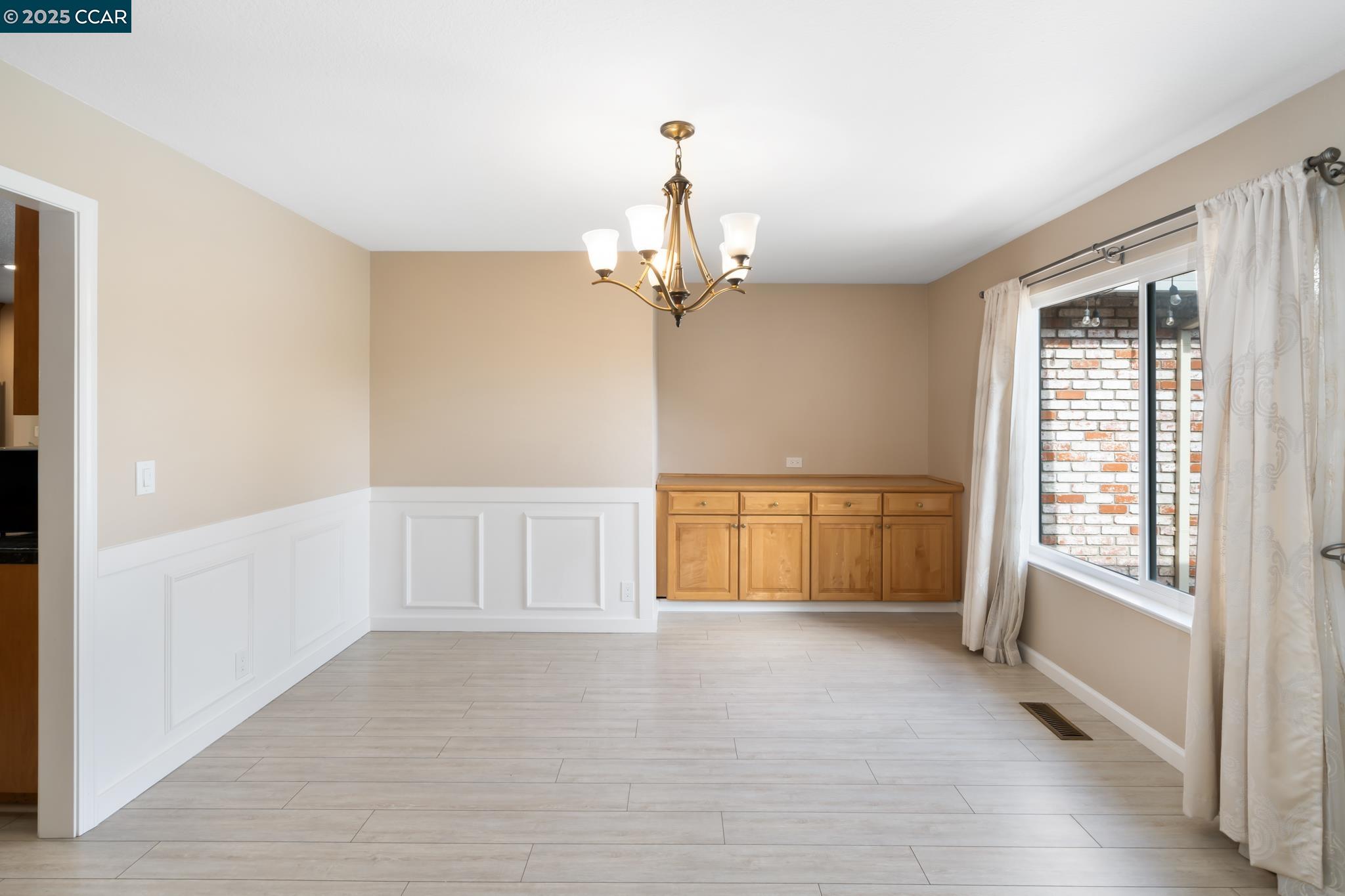 Detail Gallery Image 7 of 35 For 3158 Randick Ct, Pleasanton,  CA 94588-3583 - 4 Beds | 2 Baths