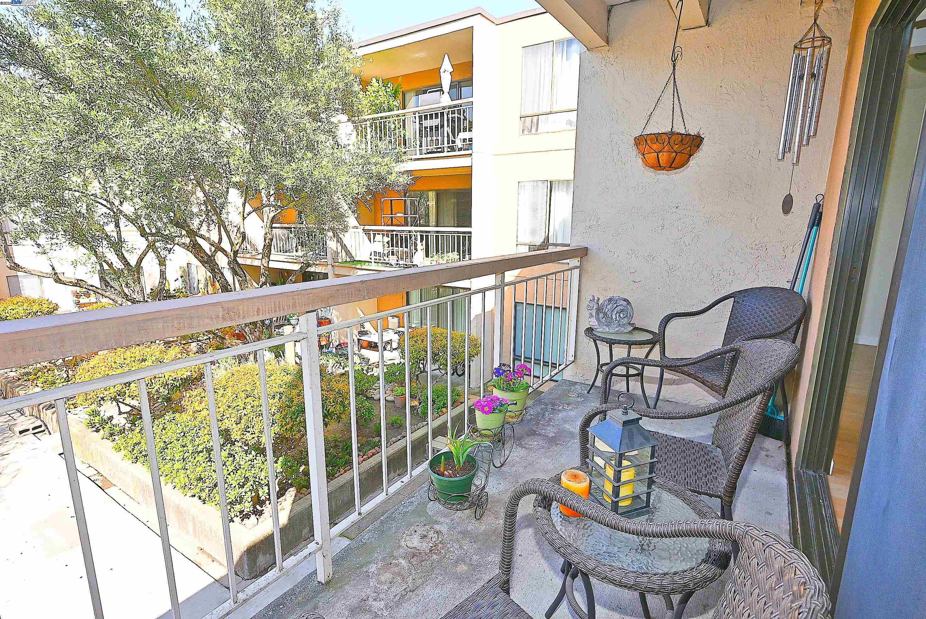 Detail Gallery Image 25 of 37 For 320 N Civic Dr #307,  Walnut Creek,  CA 94596 - 1 Beds | 1 Baths