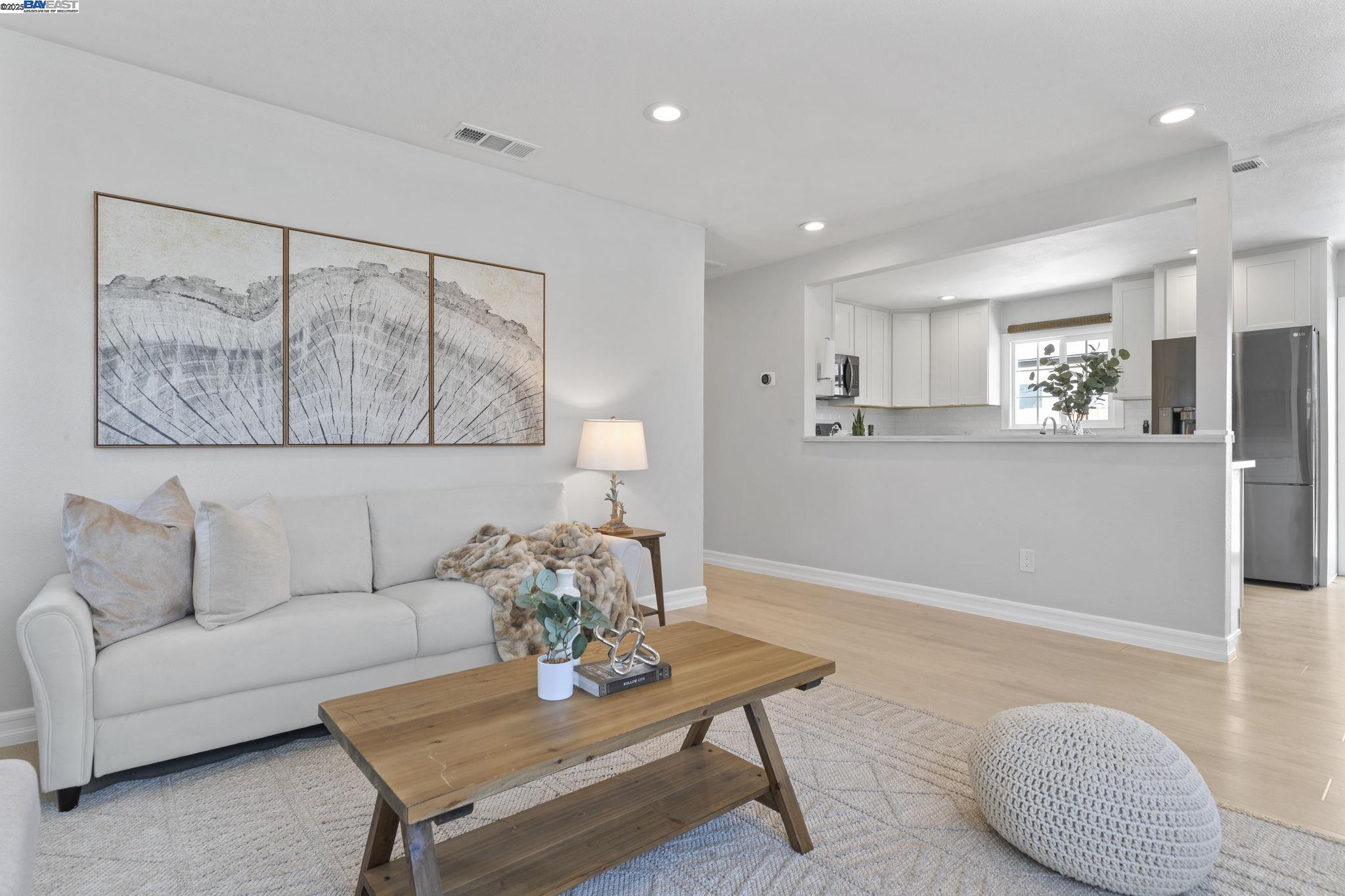 Detail Gallery Image 6 of 48 For 36523 Cherry St, Newark,  CA 94560 - 3 Beds | 2 Baths