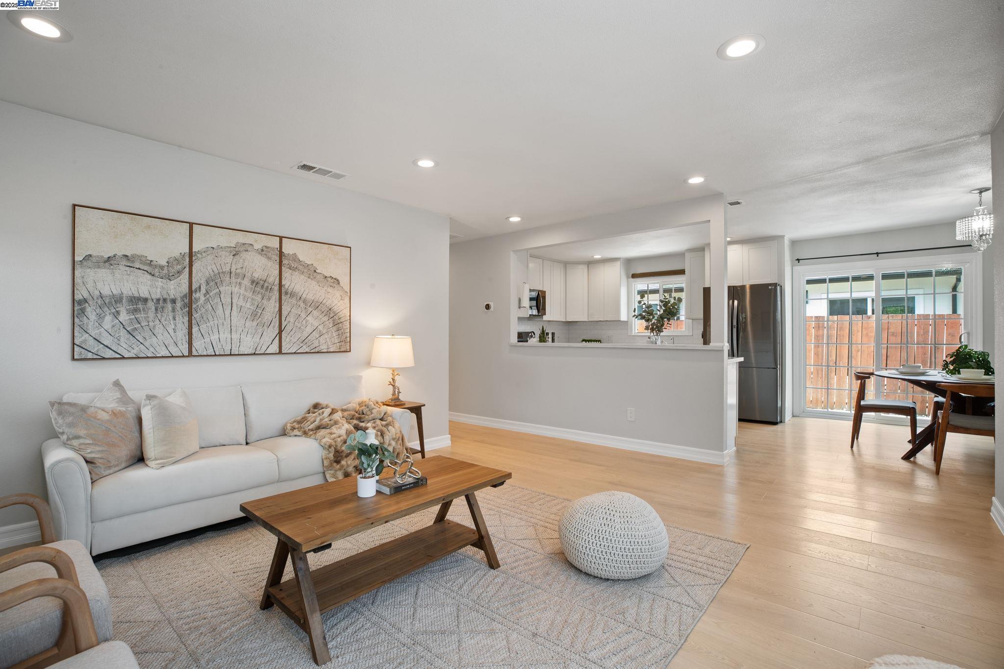 Detail Gallery Image 7 of 48 For 36523 Cherry St, Newark,  CA 94560 - 3 Beds | 2 Baths