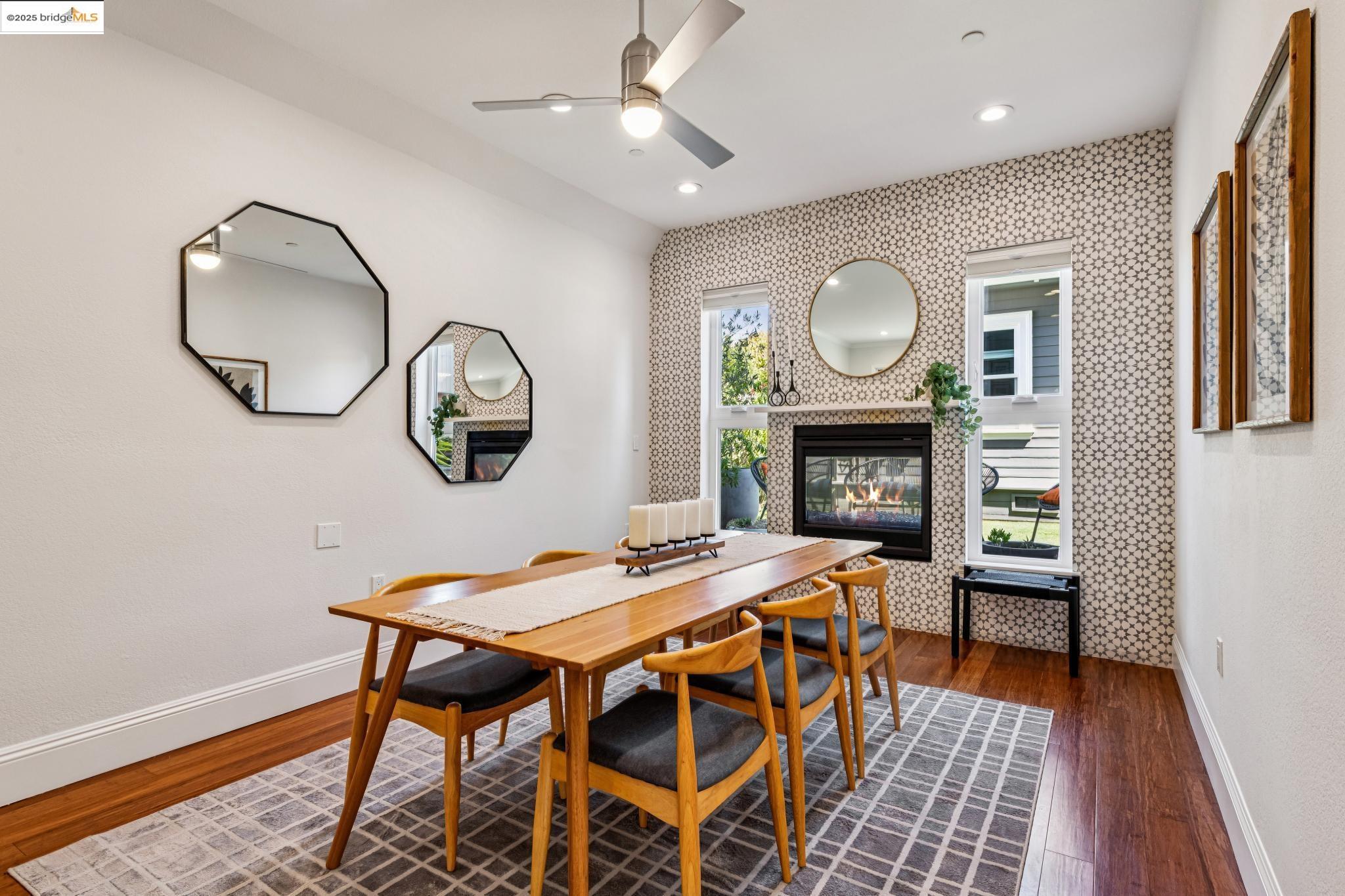 Detail Gallery Image 15 of 57 For 625 Stannage Ave, Albany,  CA 94706 - 5 Beds | 3/1 Baths