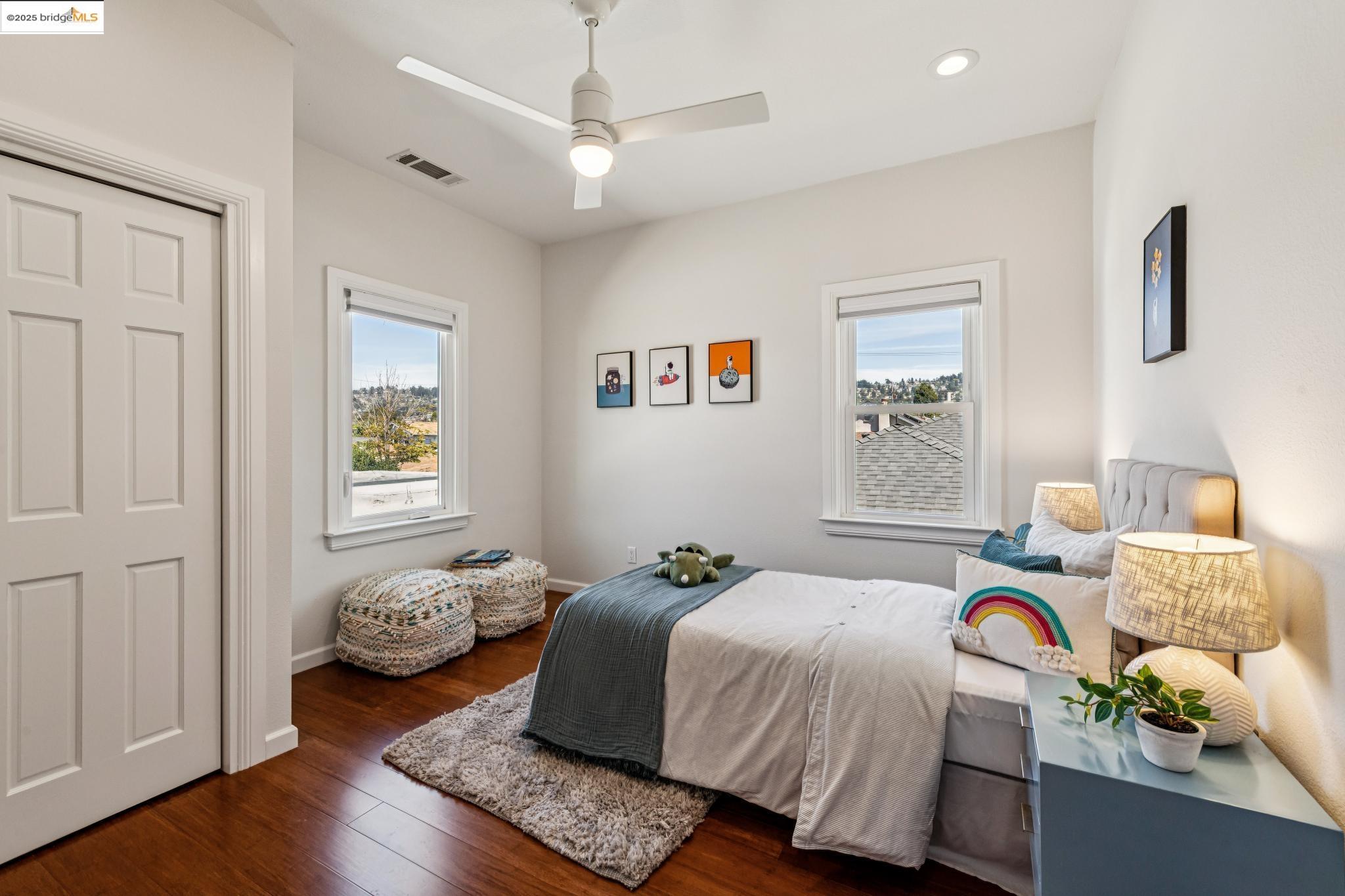 Detail Gallery Image 19 of 57 For 625 Stannage Ave, Albany,  CA 94706 - 5 Beds | 3/1 Baths