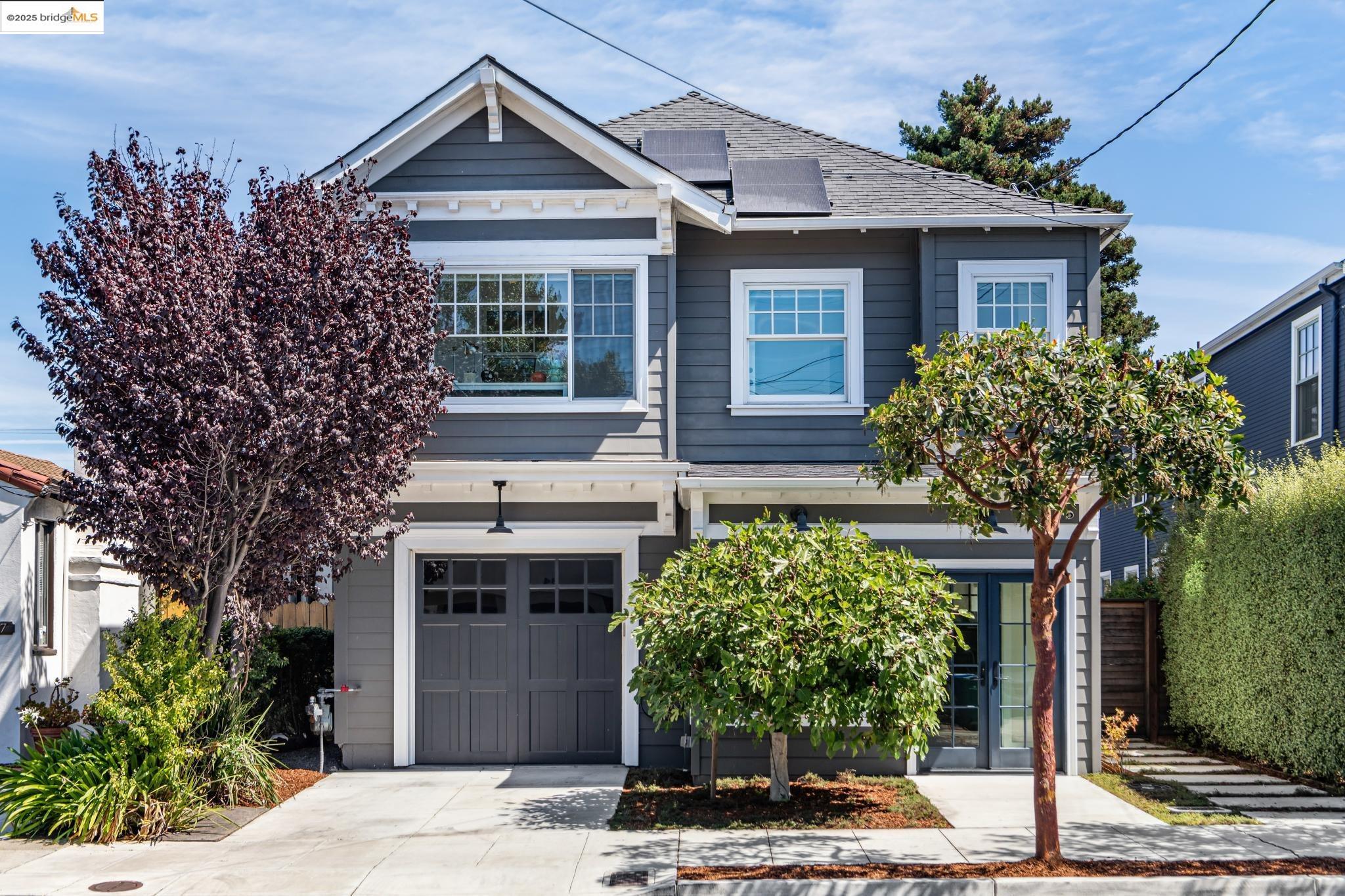 Detail Gallery Image 3 of 57 For 625 Stannage Ave, Albany,  CA 94706 - 5 Beds | 3/1 Baths