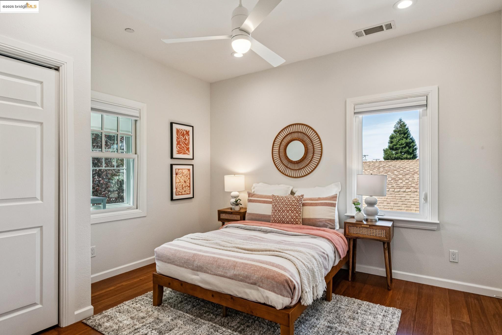 Detail Gallery Image 23 of 57 For 625 Stannage Ave, Albany,  CA 94706 - 5 Beds | 3/1 Baths