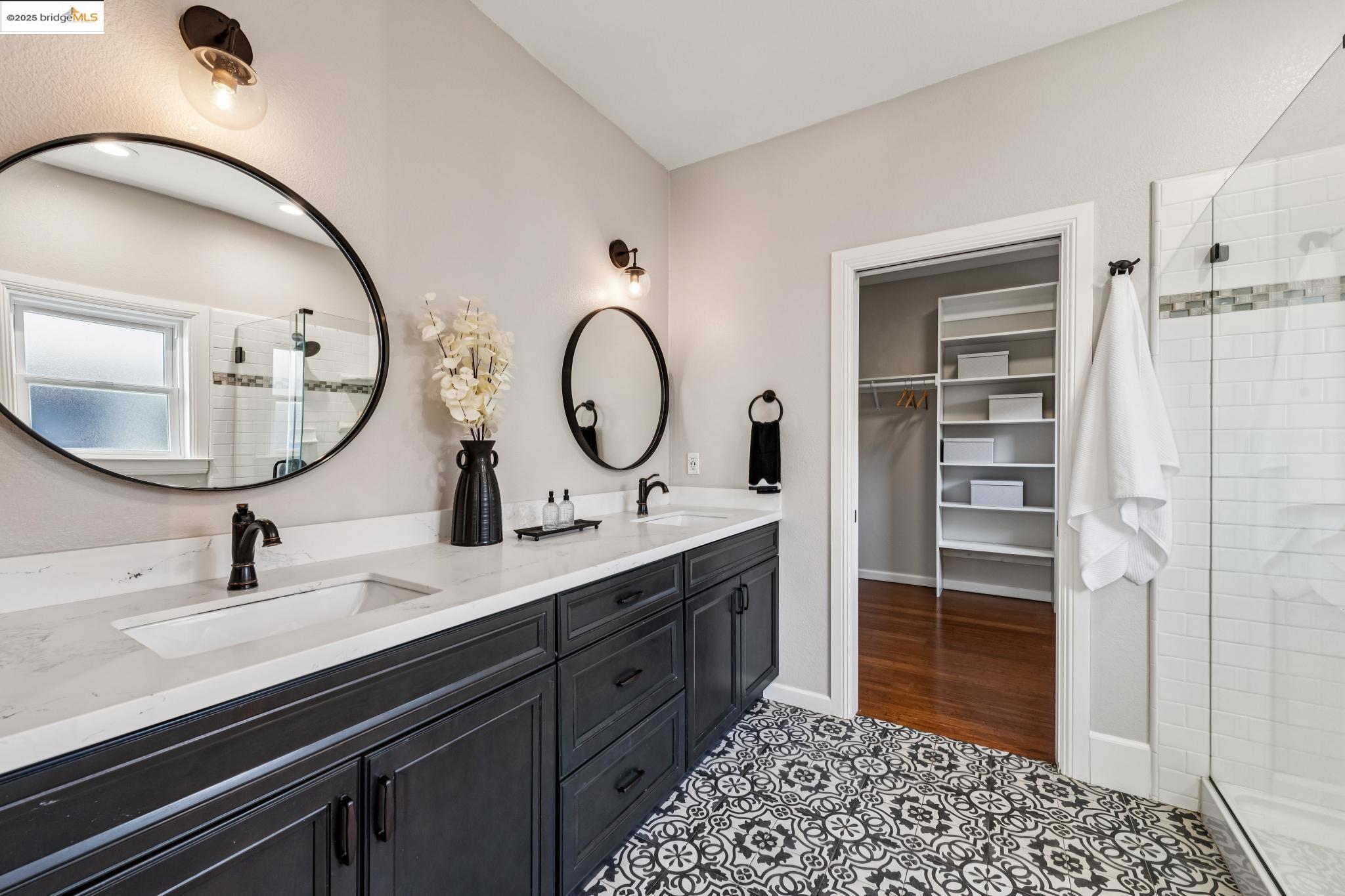 Detail Gallery Image 27 of 57 For 625 Stannage Ave, Albany,  CA 94706 - 5 Beds | 3/1 Baths