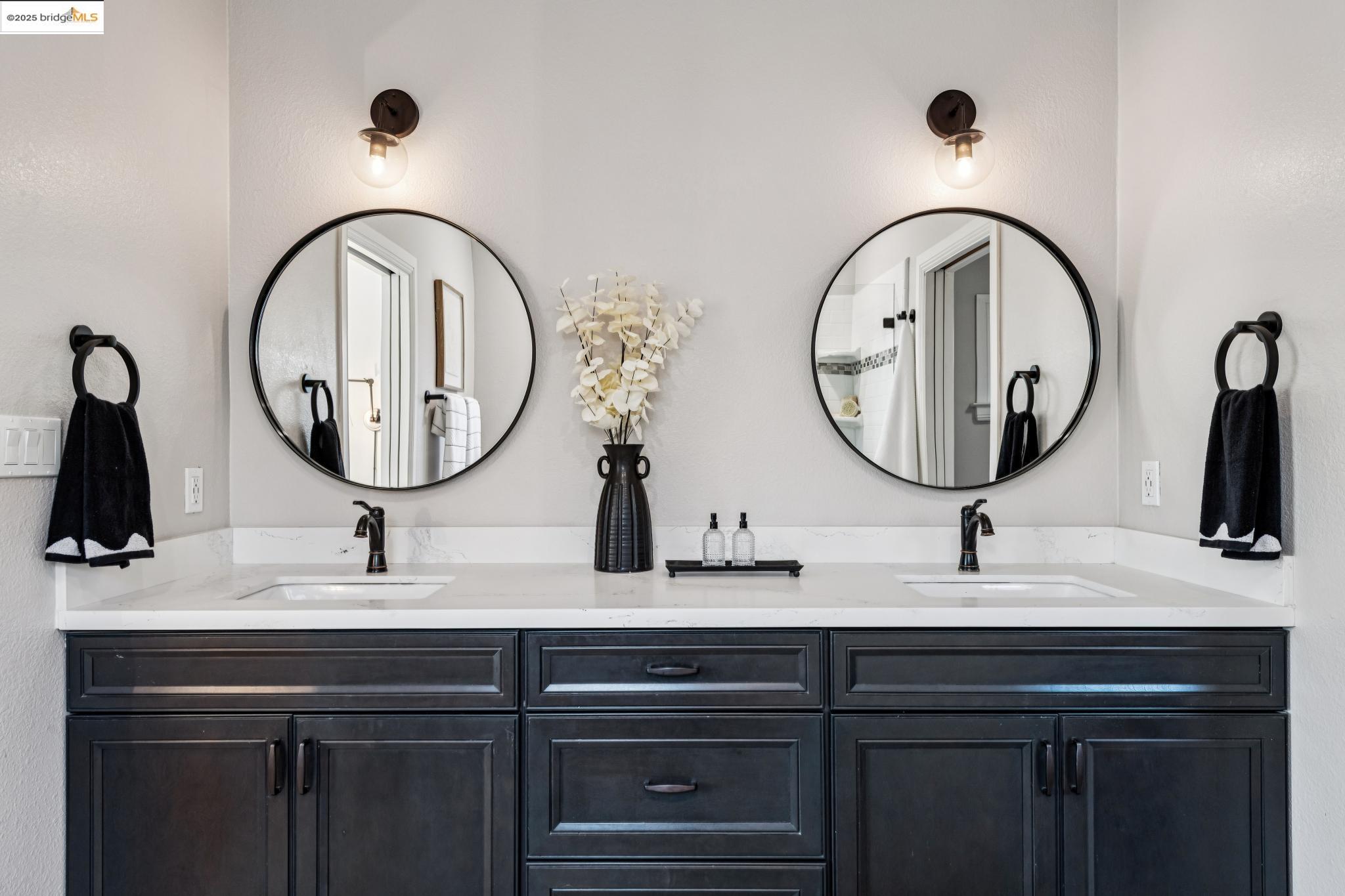 Detail Gallery Image 28 of 57 For 625 Stannage Ave, Albany,  CA 94706 - 5 Beds | 3/1 Baths