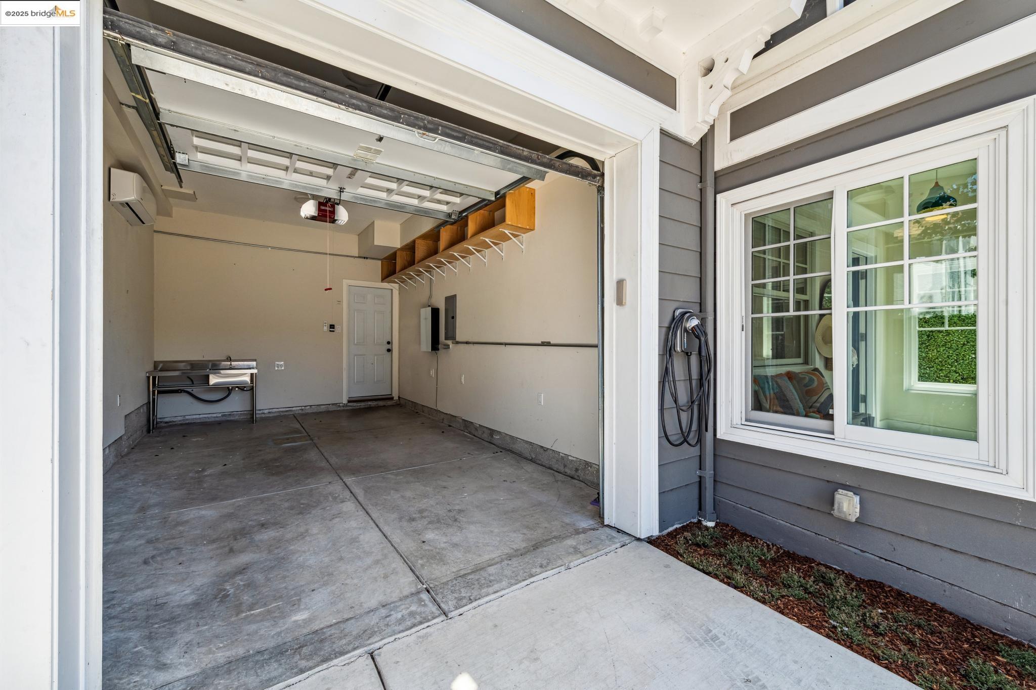Detail Gallery Image 34 of 57 For 625 Stannage Ave, Albany,  CA 94706 - 5 Beds | 3/1 Baths