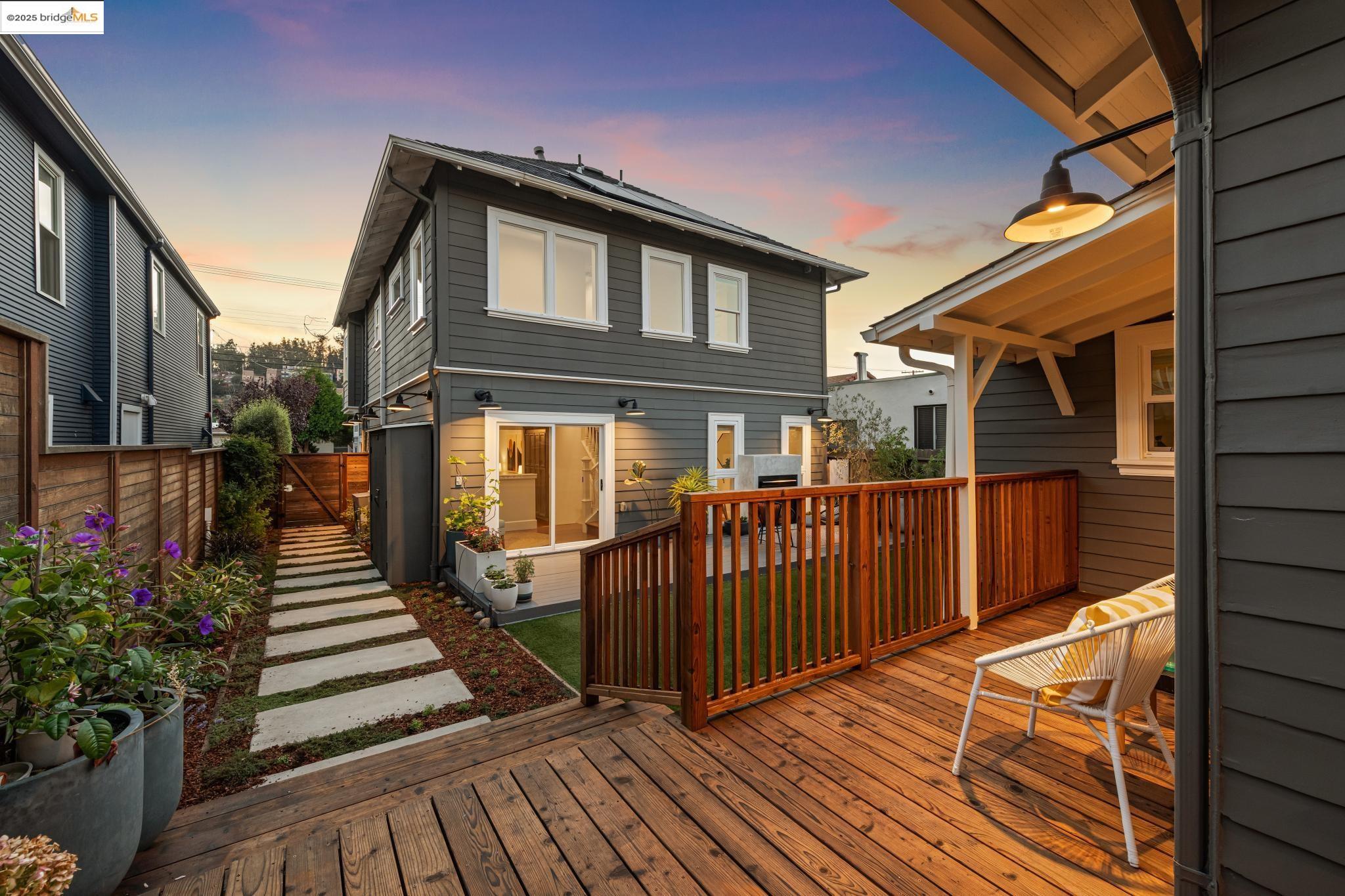 Detail Gallery Image 56 of 57 For 625 Stannage Ave, Albany,  CA 94706 - 5 Beds | 3/1 Baths