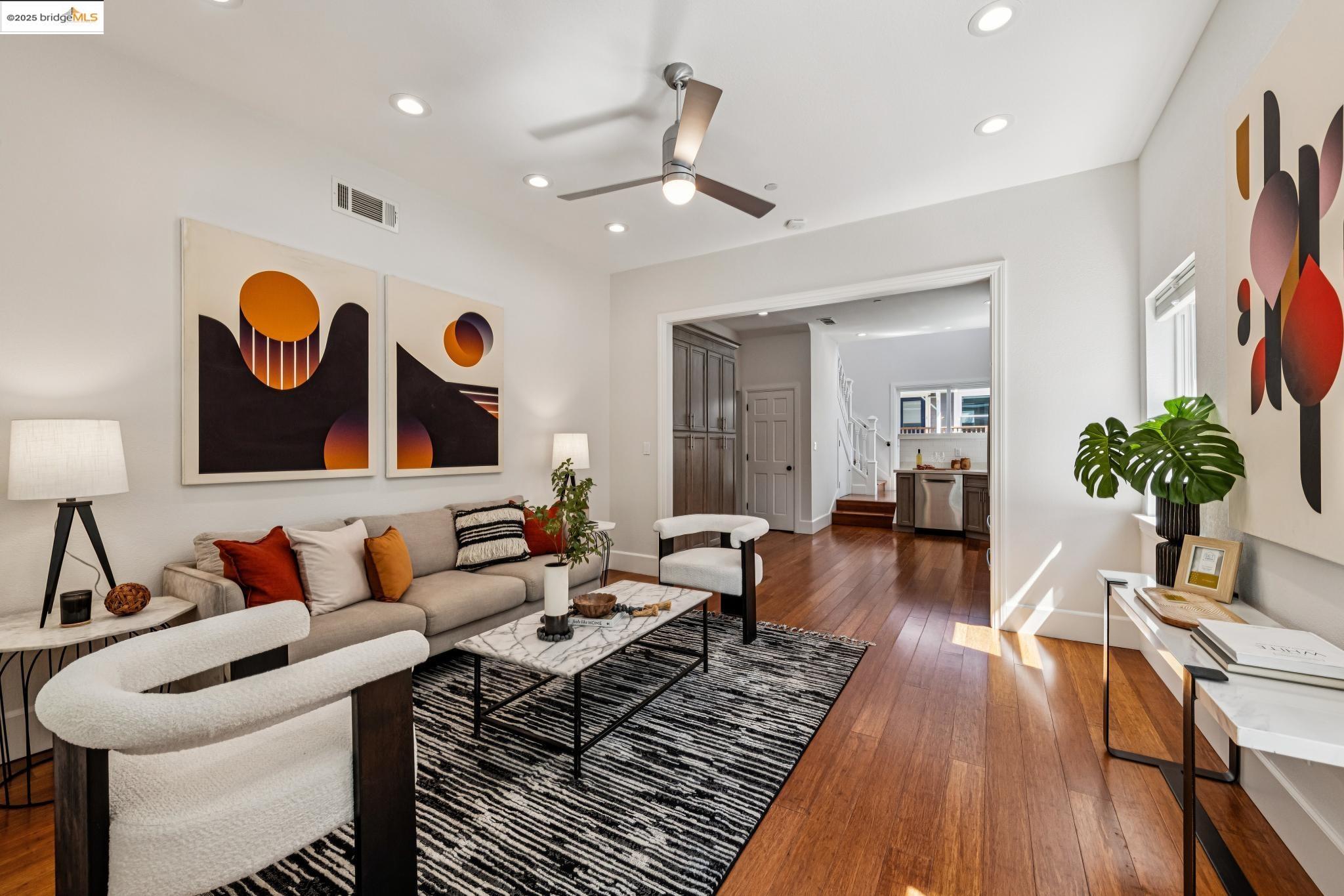 Detail Gallery Image 7 of 57 For 625 Stannage Ave, Albany,  CA 94706 - 5 Beds | 3/1 Baths