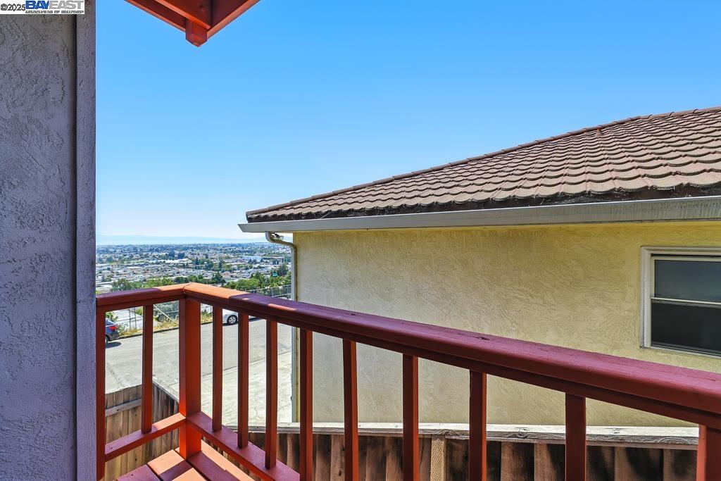 Detail Gallery Image 22 of 46 For 16520 Page St, San Leandro,  CA 94578 - 3 Beds | 2/1 Baths