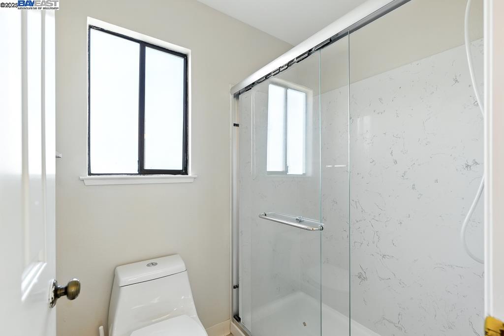 Detail Gallery Image 38 of 46 For 16520 Page St, San Leandro,  CA 94578 - 3 Beds | 2/1 Baths