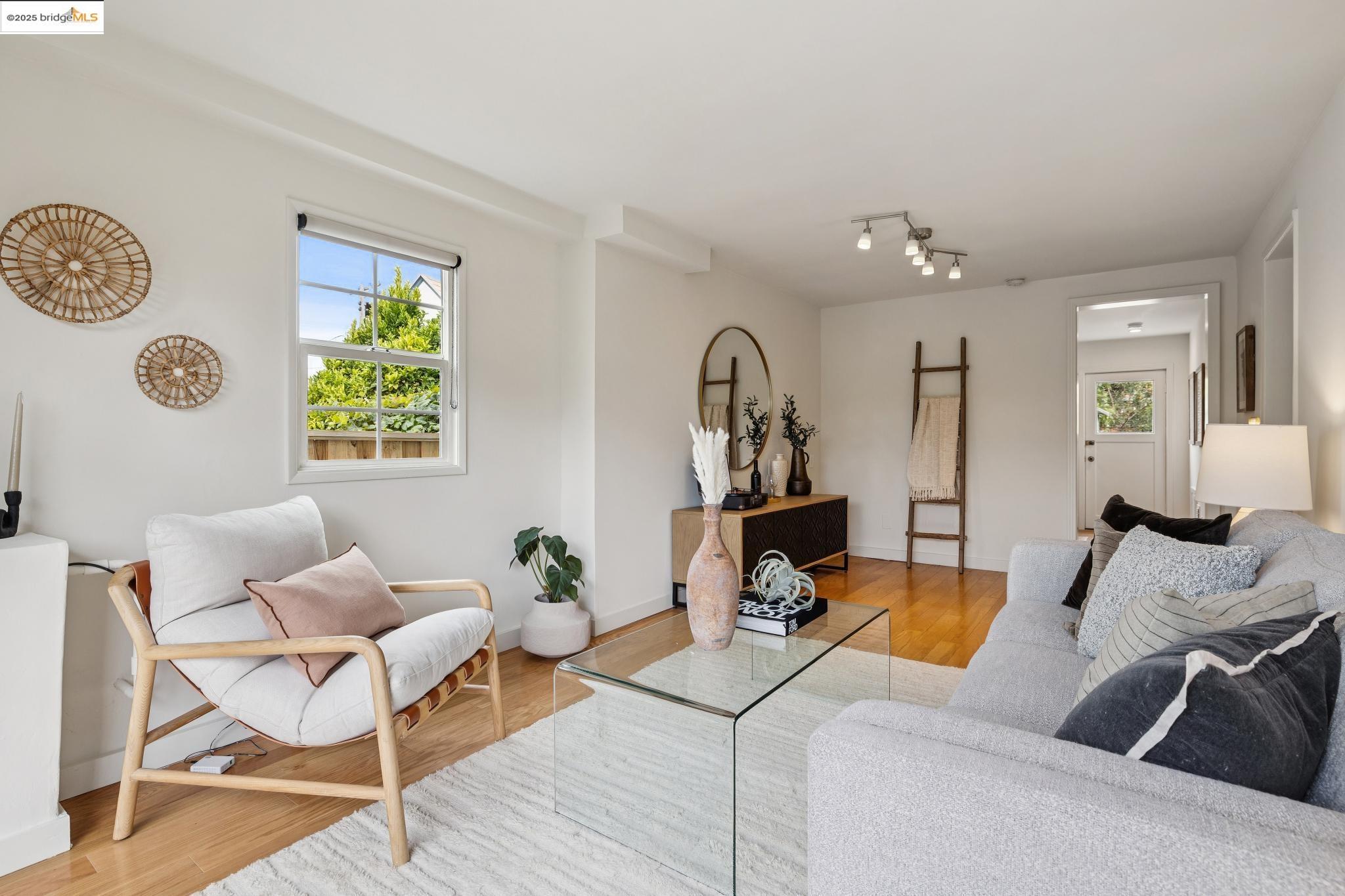 Detail Gallery Image 29 of 52 For 1511 Rose St, Berkeley,  CA 94703 - 2 Beds | 2 Baths