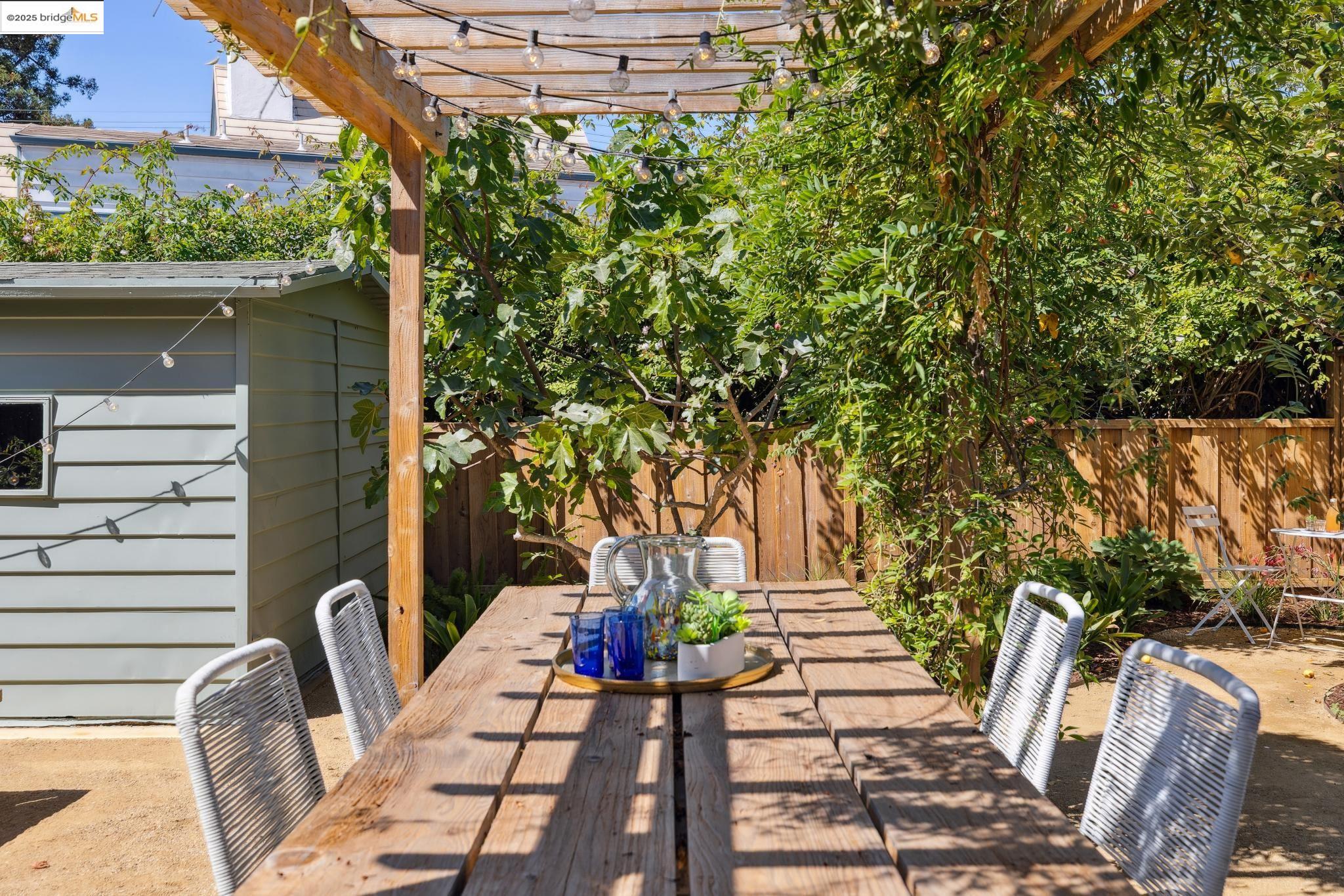 Detail Gallery Image 37 of 52 For 1511 Rose St, Berkeley,  CA 94703 - 2 Beds | 2 Baths