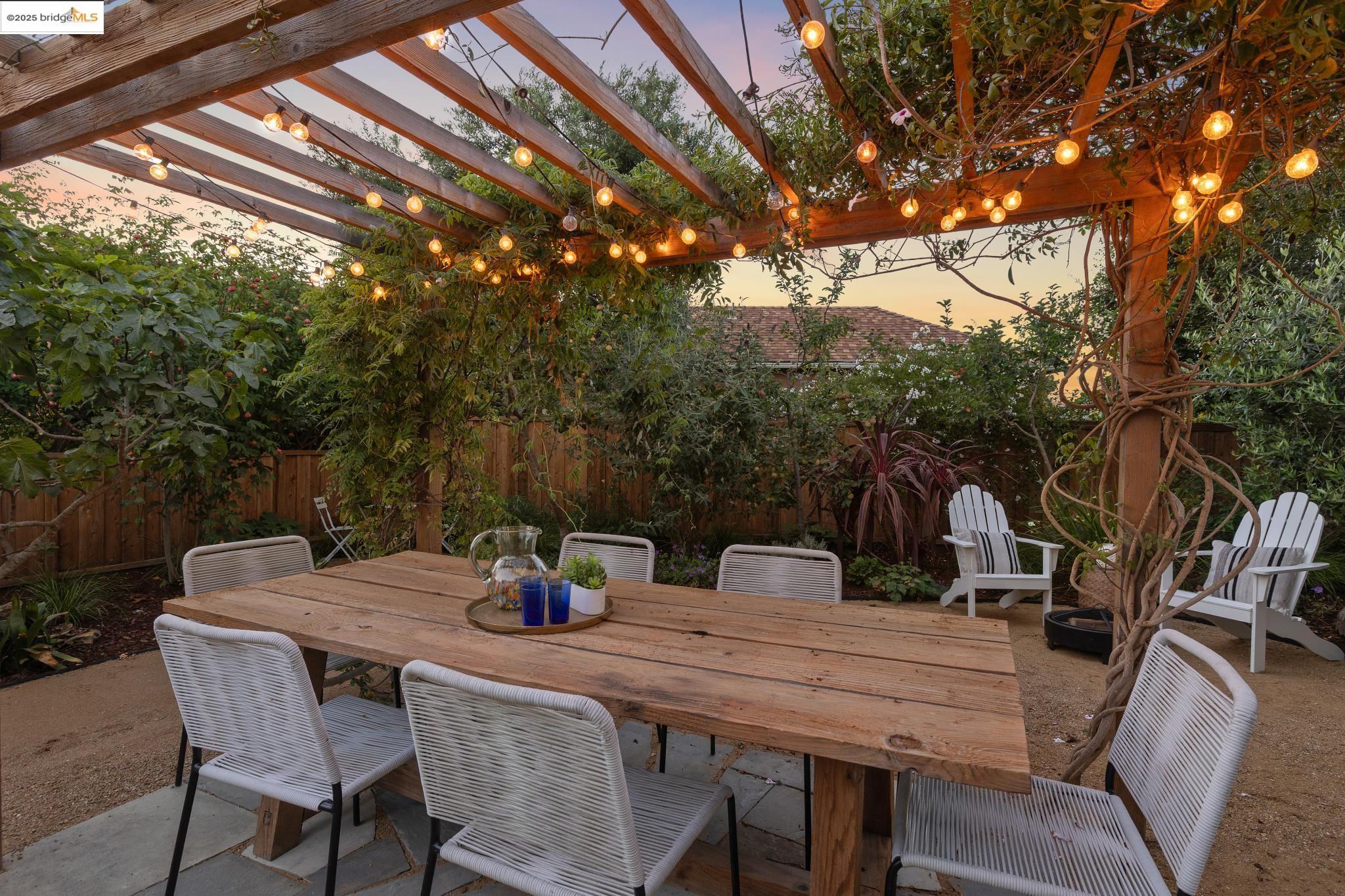 Detail Gallery Image 44 of 52 For 1511 Rose St, Berkeley,  CA 94703 - 2 Beds | 2 Baths