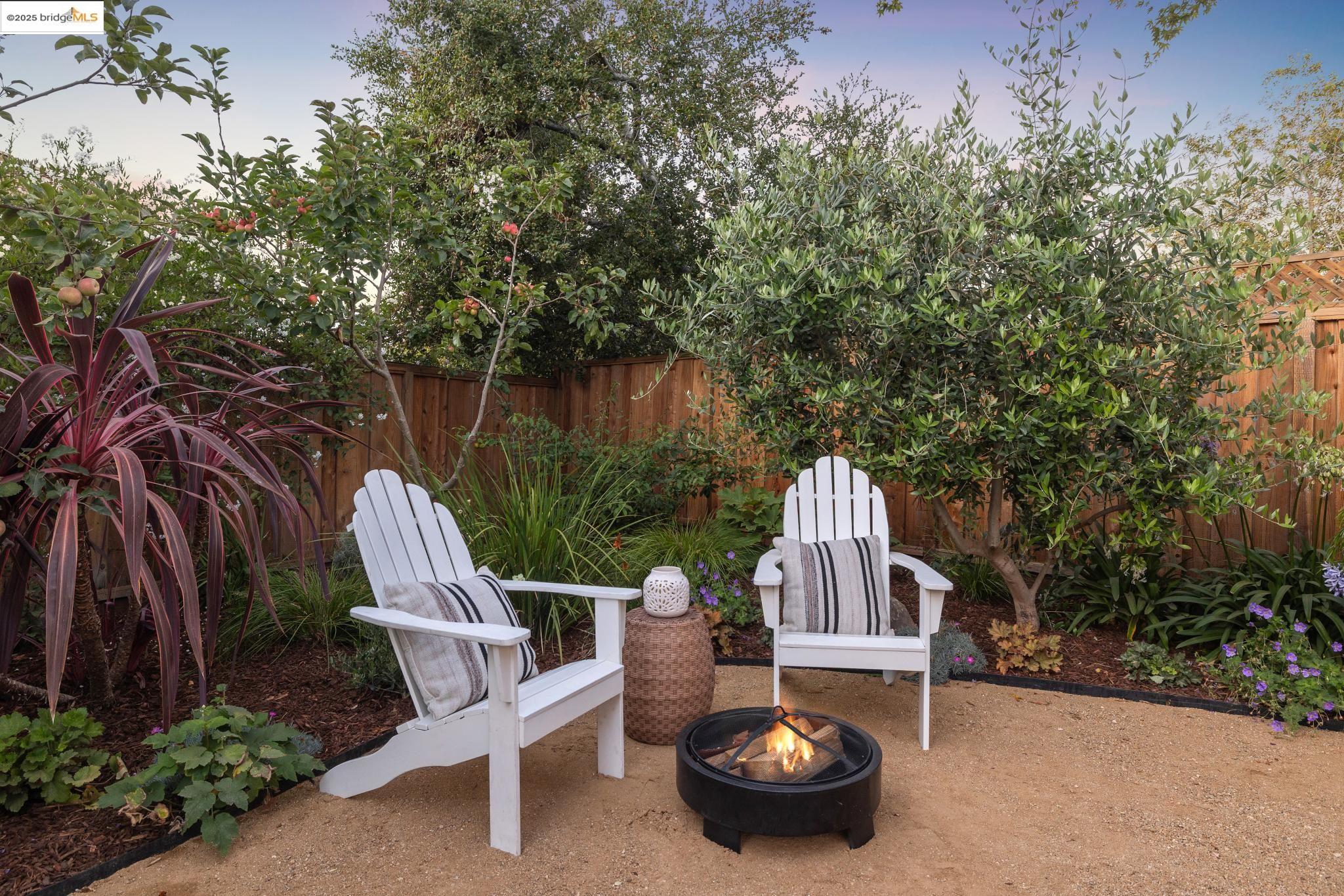 Detail Gallery Image 50 of 52 For 1511 Rose St, Berkeley,  CA 94703 - 2 Beds | 2 Baths