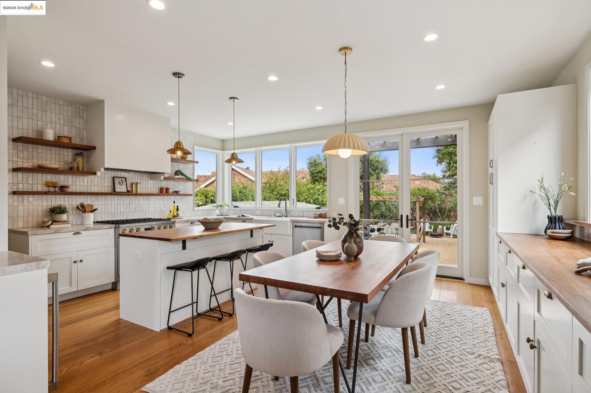 Detail Gallery Image 9 of 52 For 1511 Rose St, Berkeley,  CA 94703 - 2 Beds | 2 Baths